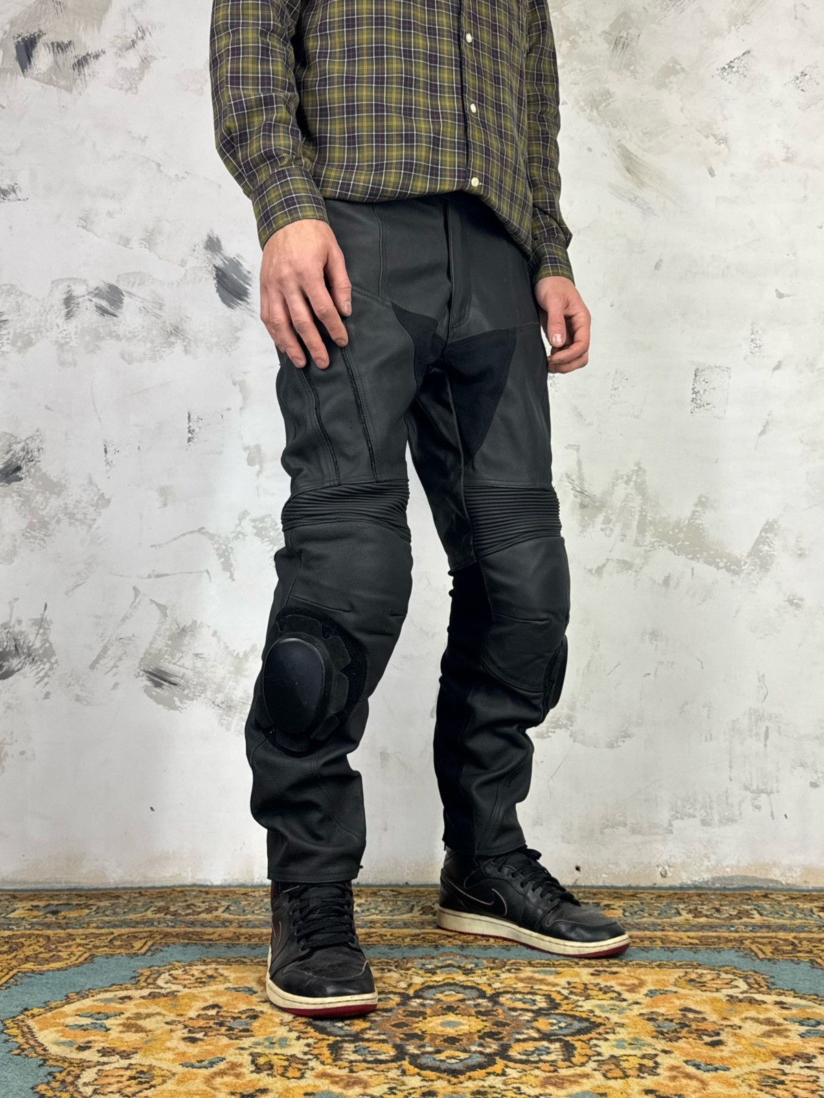 Vintage Lewis Leather Motorcycle Riding Pants Knee Armor 30 S - M Size US 30 / EU 46 - 8 Thumbnail
