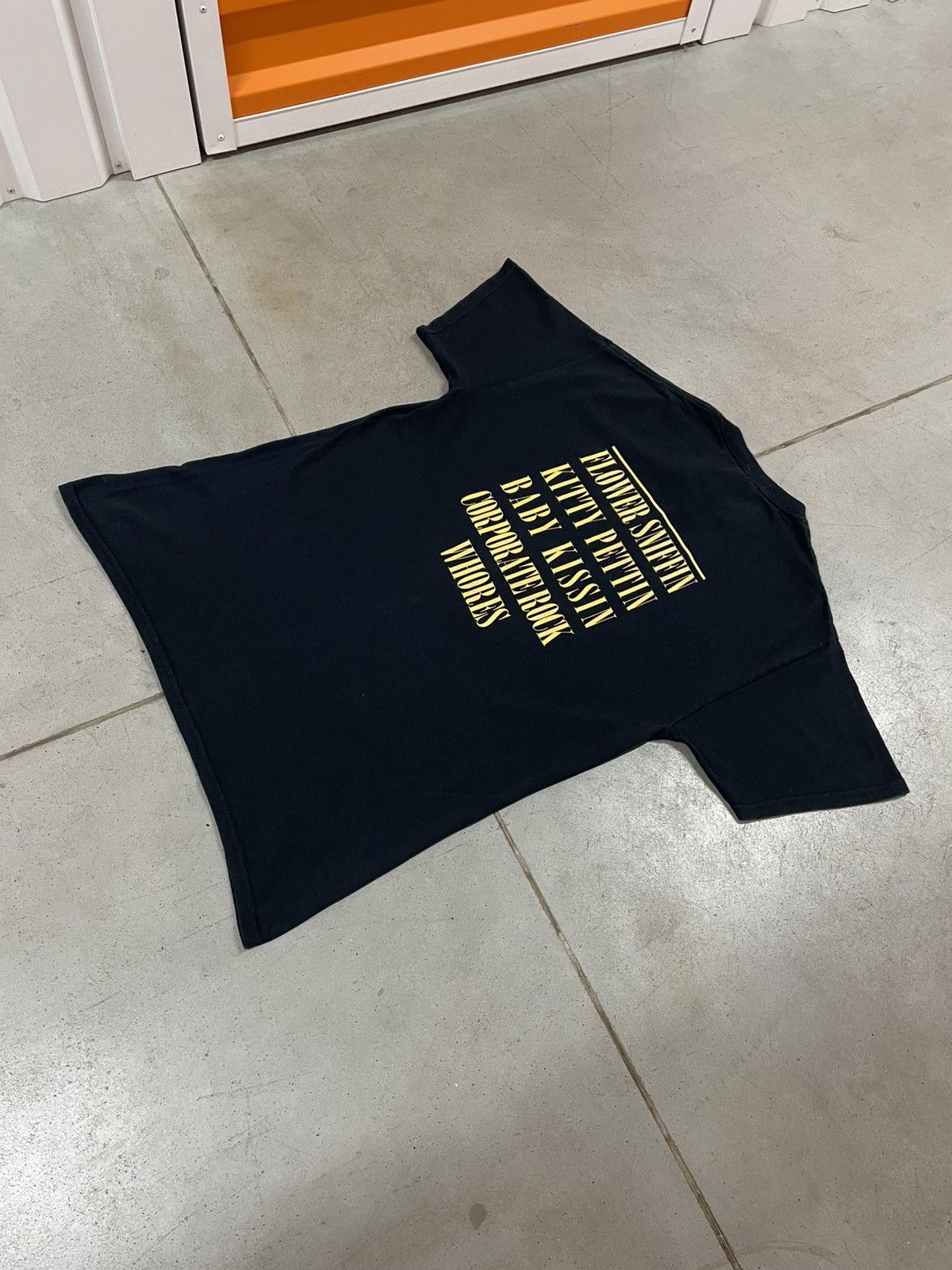 Nirvana 90’s Vintage Nirvana Tee Shirt Size US M / EU 48-50 / 2 - 4 Thumbnail