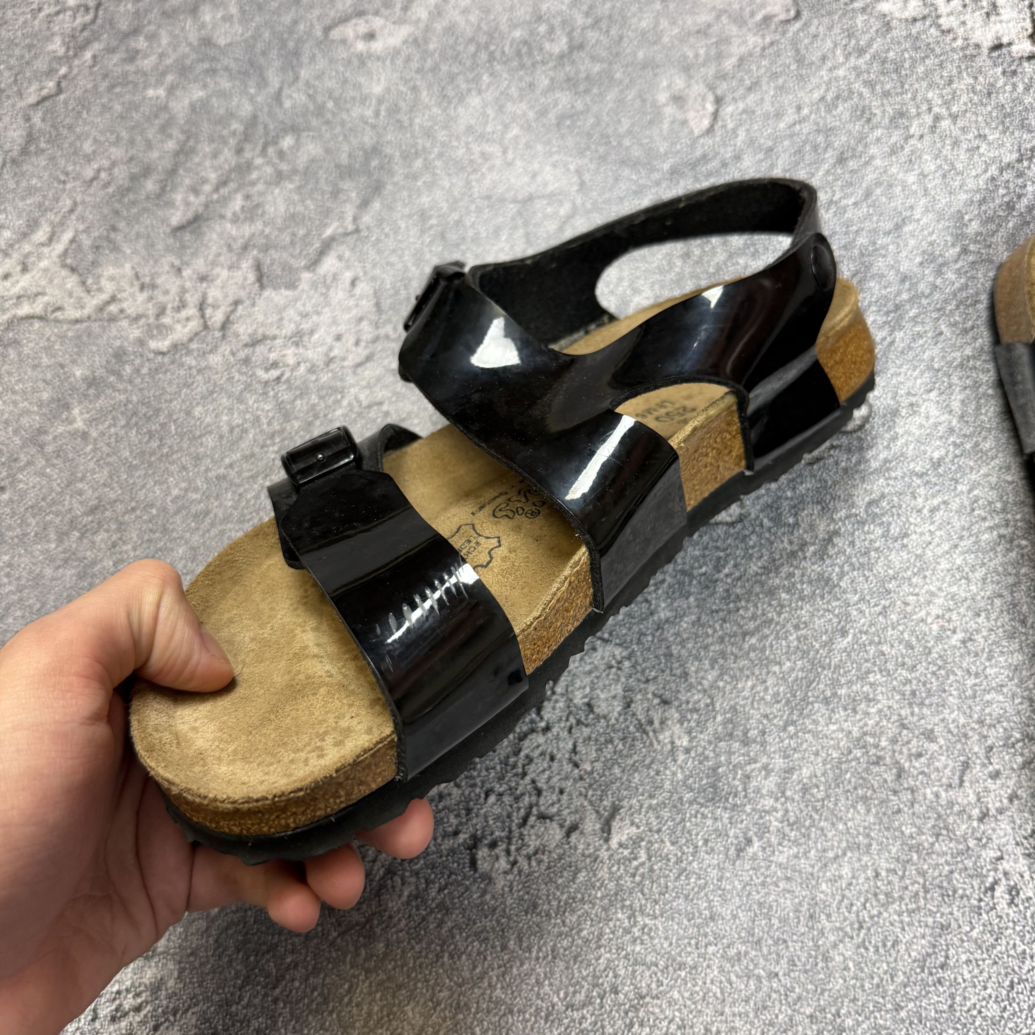 Birkenstock Vintage Berkinstock Birkis Flor Black Sandals 39 Size US 6 / IT 36 - 2 Thumbnail