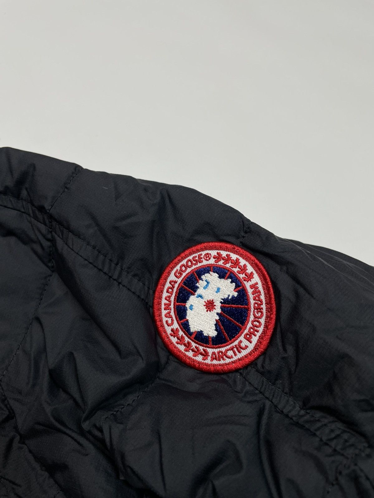 Canada Goose Canada Goose Black Hooded Quilted Puffer Jacket Size S Size US S / EU 44-46 / 1 - 4 Thumbnail
