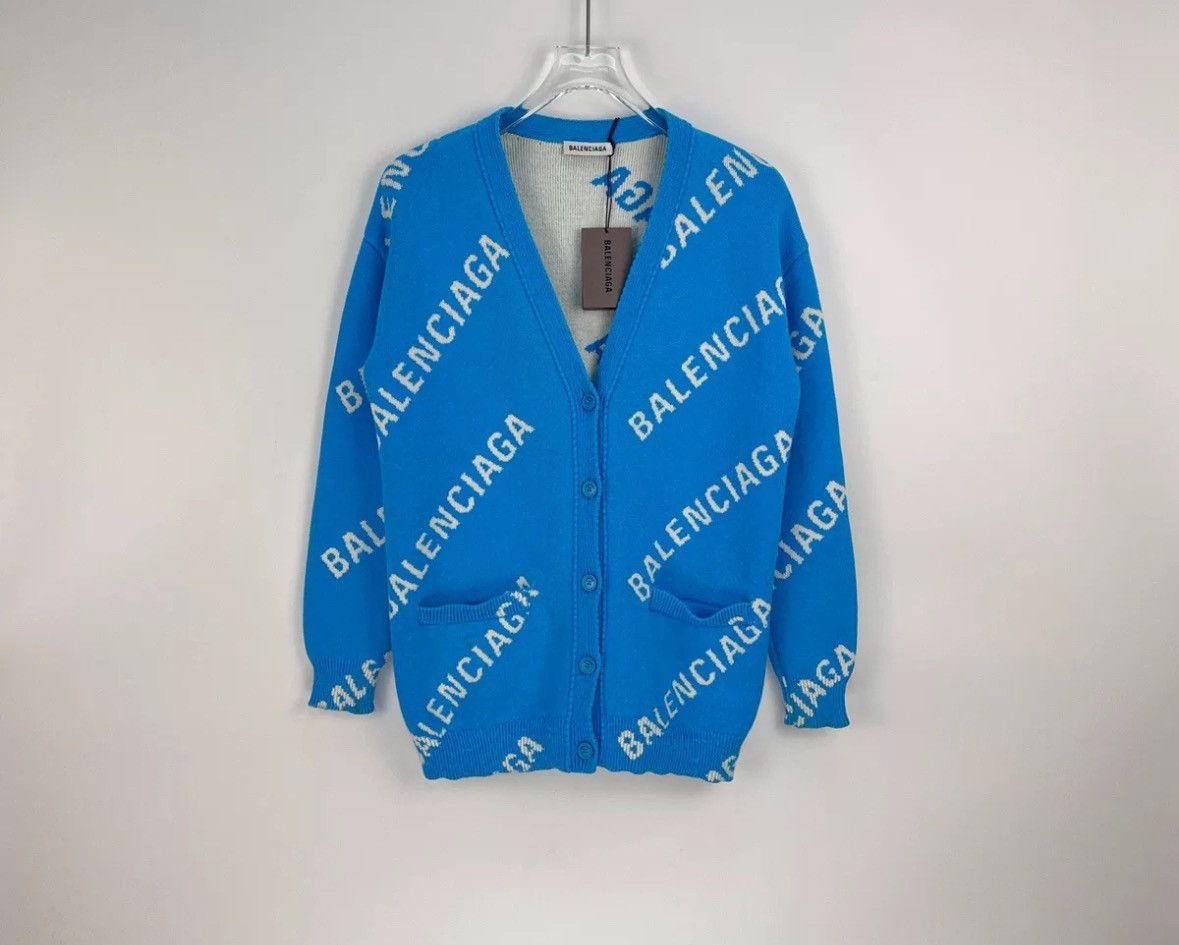 Balenciaga Balenciaga Sky Blue Light sweater with classic logo sweater Size US XS / EU 42 / 0 - 3 Thumbnail
