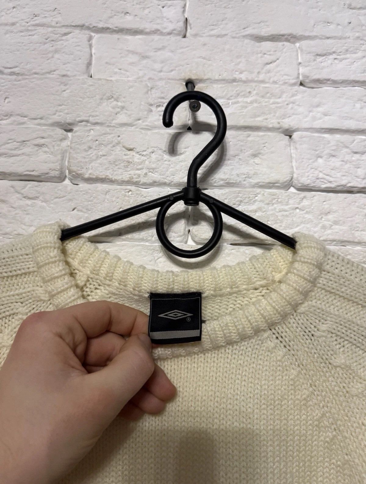 Umbro Vintage Umbro Sports Heavyweight Knit Sweater Size US L / EU 52-54 / 3 - 4 Thumbnail