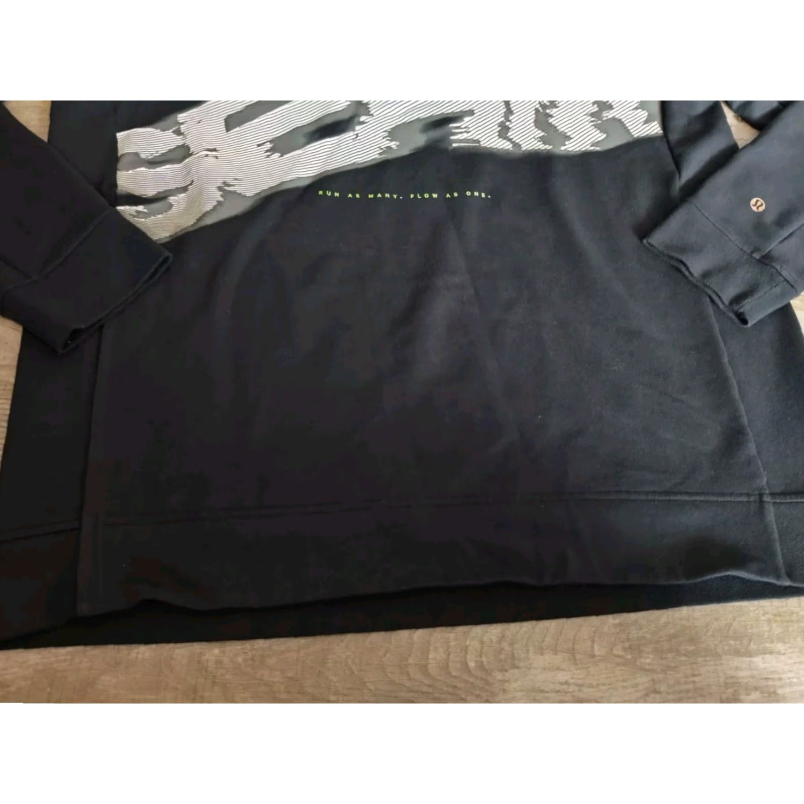 Vintage VINTAGE Lululemon SeaWheeze XL Men's Sweatshirt Long Sleeve Side Zip Logo Athletic Black Sports Running Size US XL / EU 56 / 4 - 2 Thumbnail