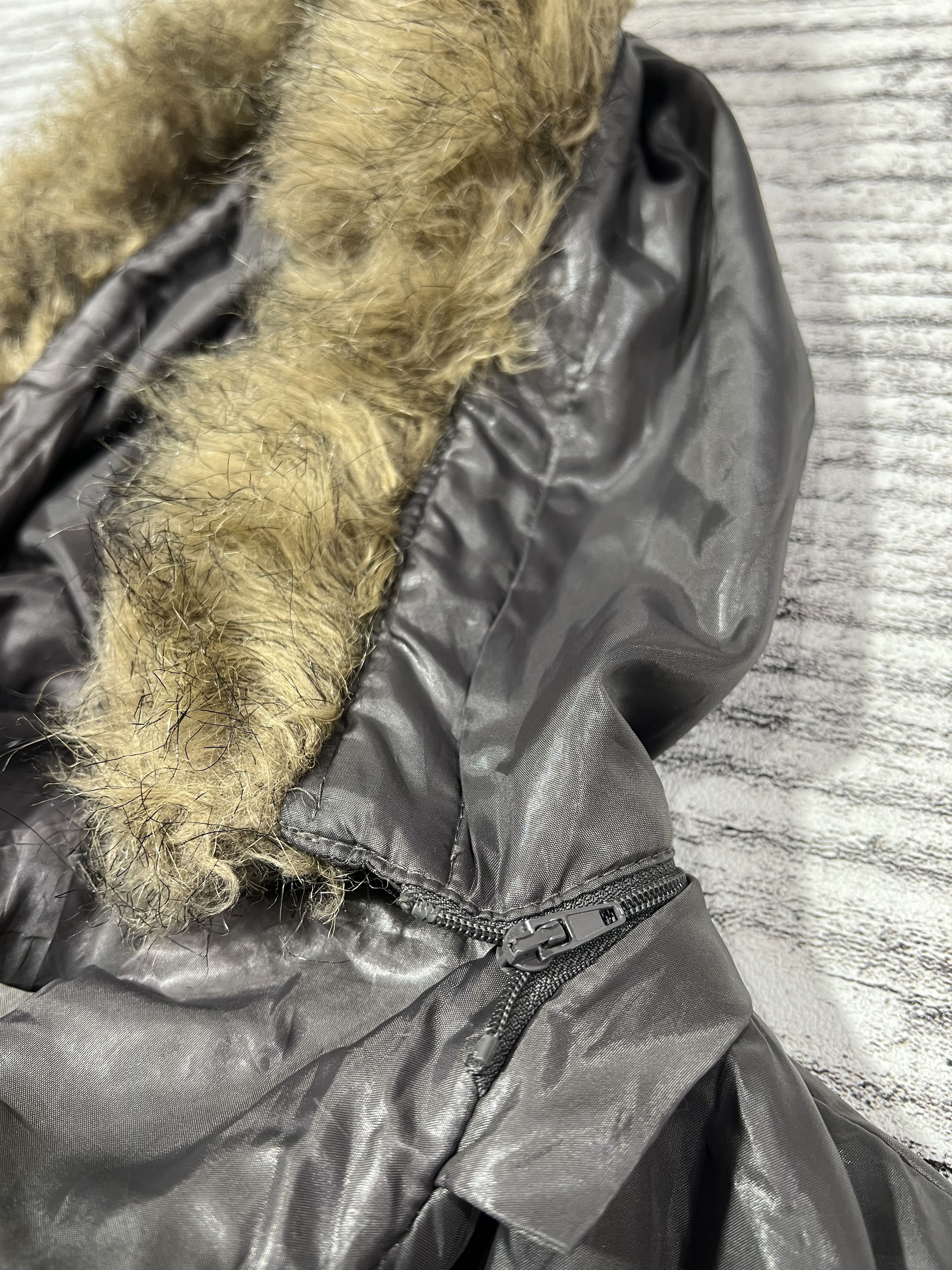 If Six Was Nine 2000s Japanese Archival Hysteric 14th Fur Bomber y2k Lgb Size US S / EU 44-46 / 1 - 5 Thumbnail