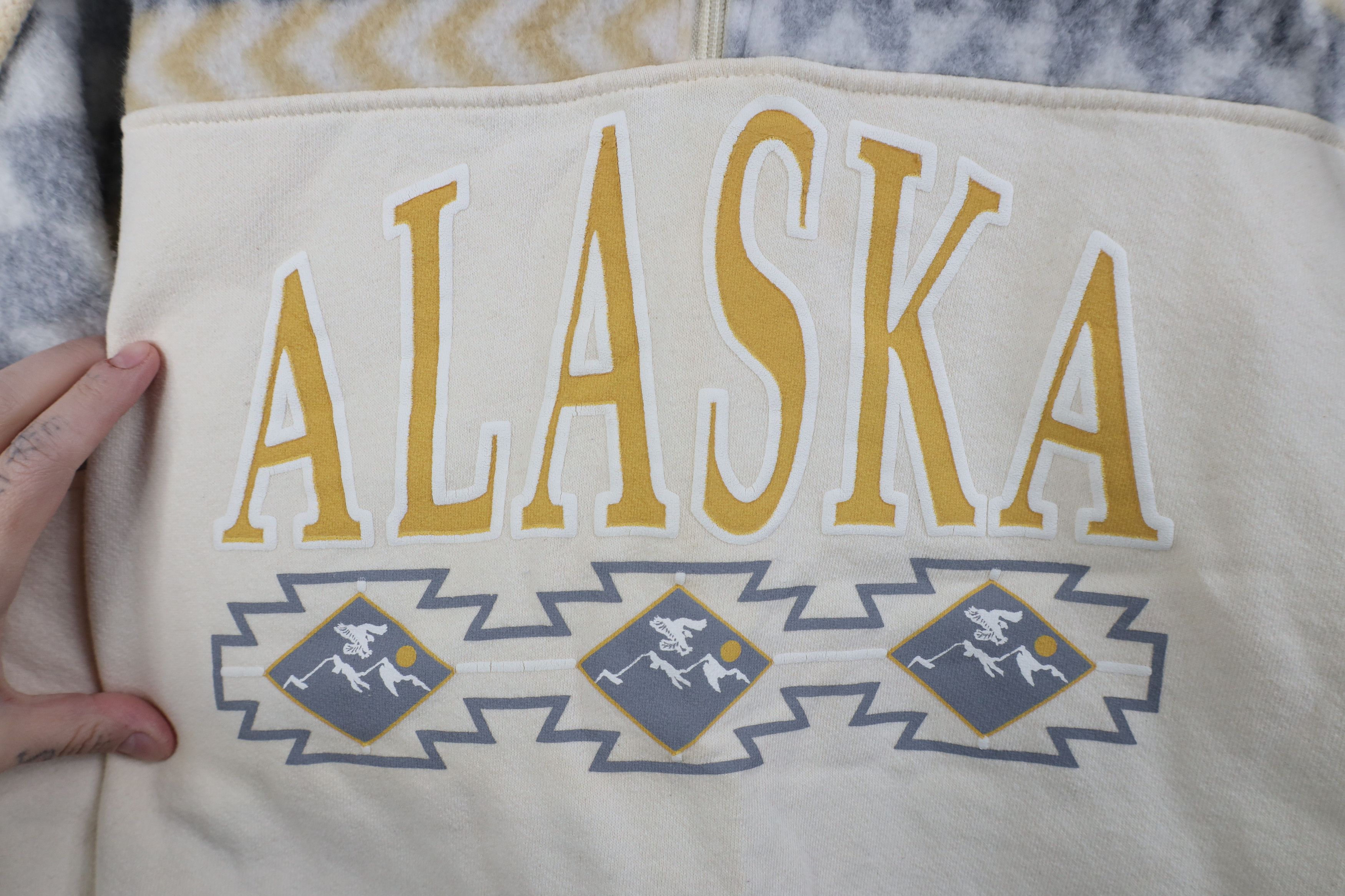 Vintage 90s Streetwear Alaska Half Zip Sweatshirt Cream USA