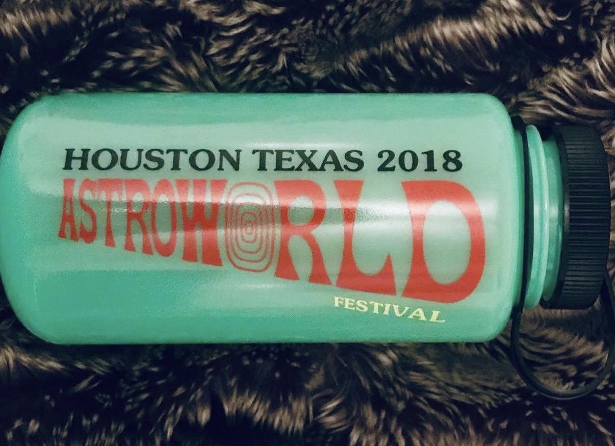 Travis Scott Travis Scott Astroworld 2018 Glow in the Dark Water Bottle Size ONE SIZE - 8 Thumbnail
