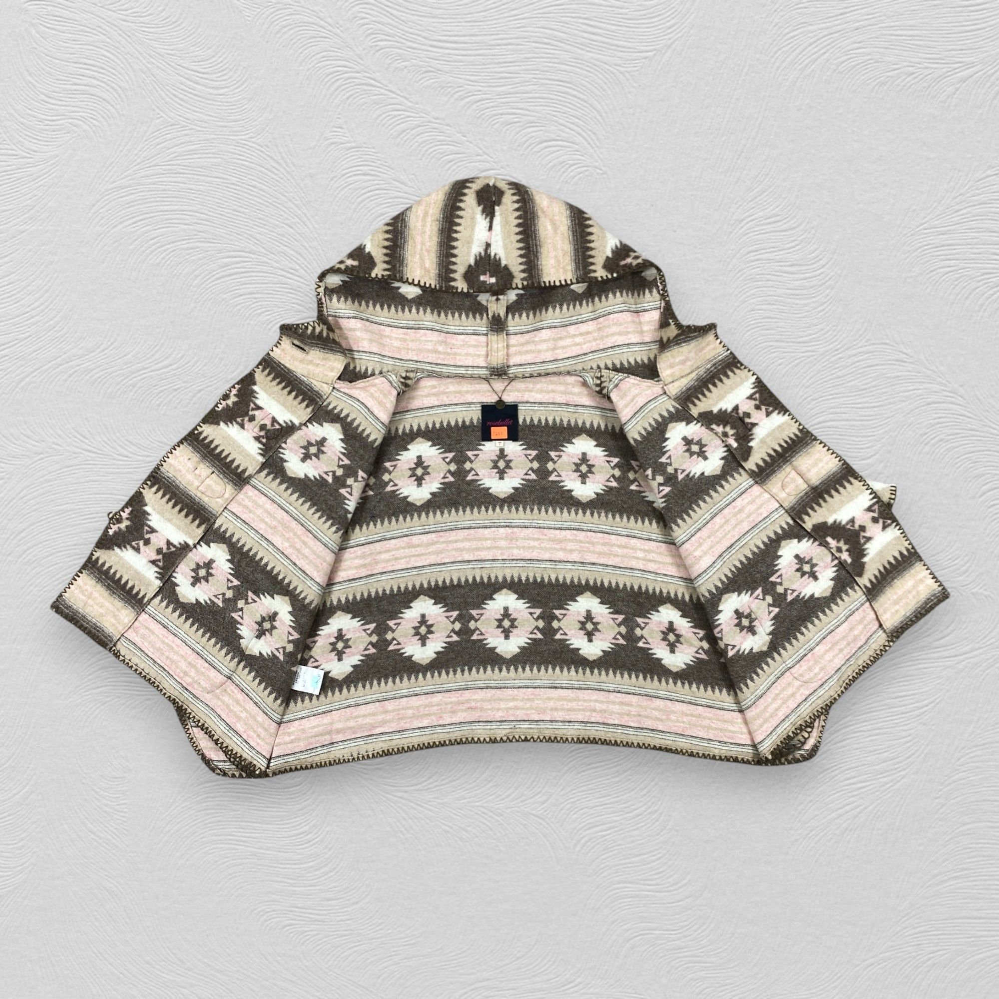Japanese Brand Vintage Japanese Style Winter Poncho Navajo Design - J257 Size US M / EU 48-50 / 2 - 3 Thumbnail