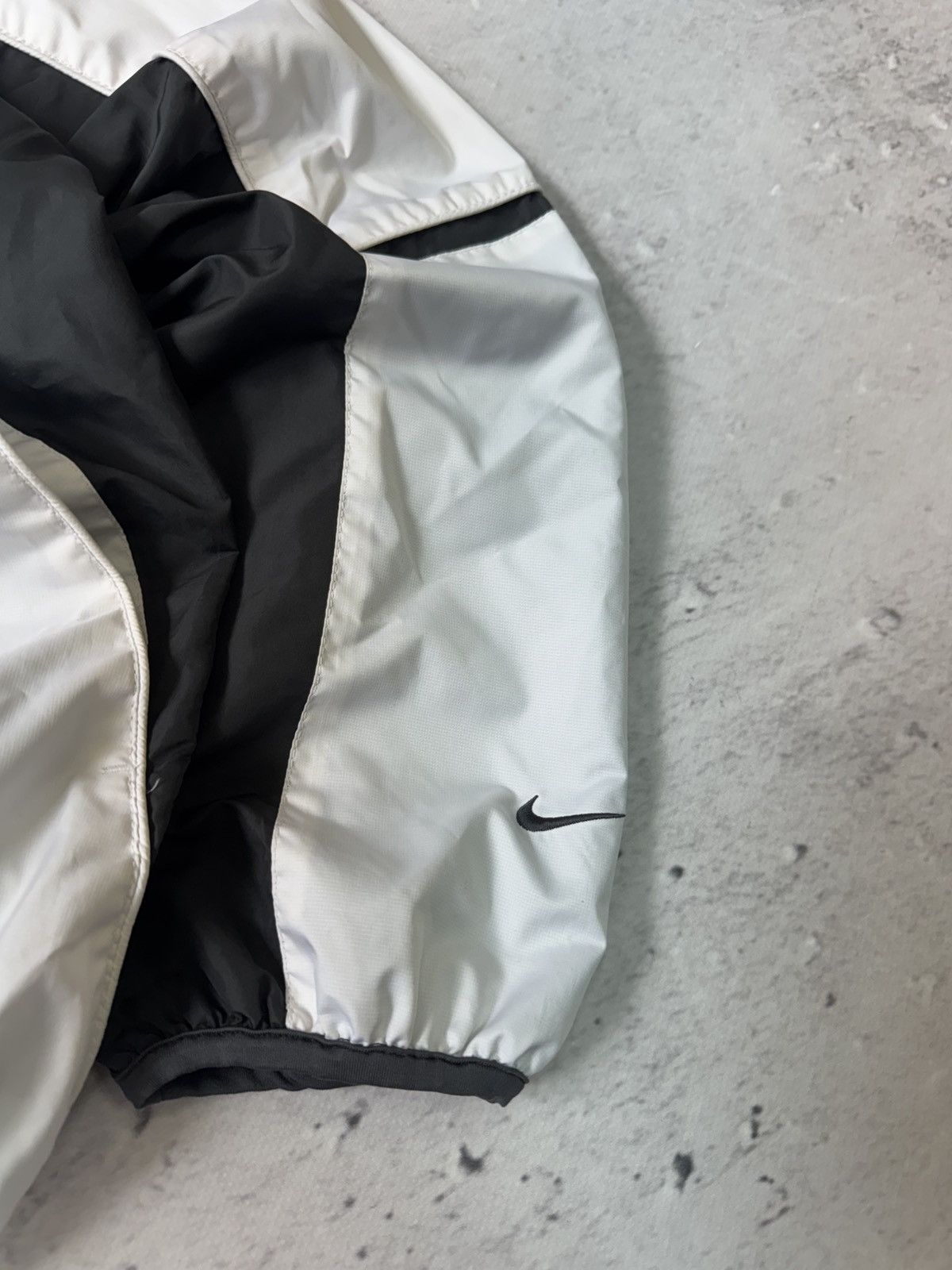Nike × Vintage NIKE SHOX VINTAGE BASIC LOGO OVERSIZE BAGGY LIGHT JACKET Size US XL / EU 56 / 4 - 5 Thumbnail