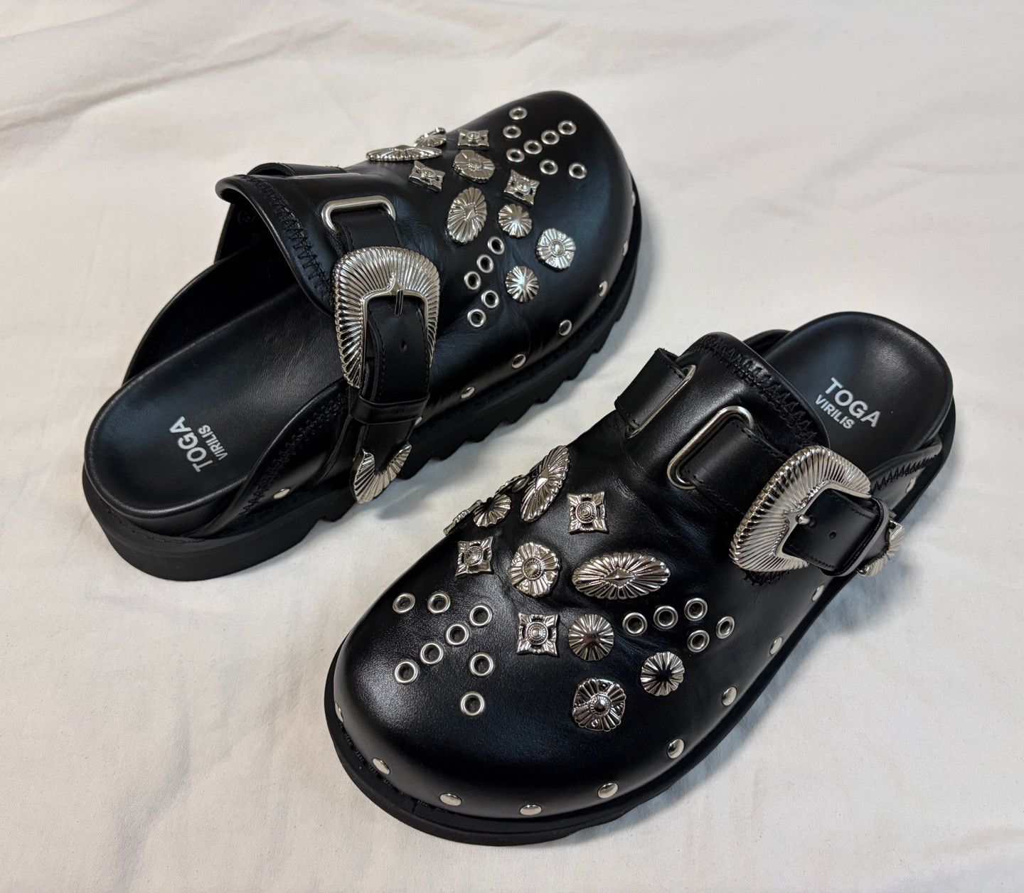 TOGA VIRILIS Toga Virilis studded leather slippers Pulla mules Shoes Size US 8 / EU 41 - 6 Thumbnail