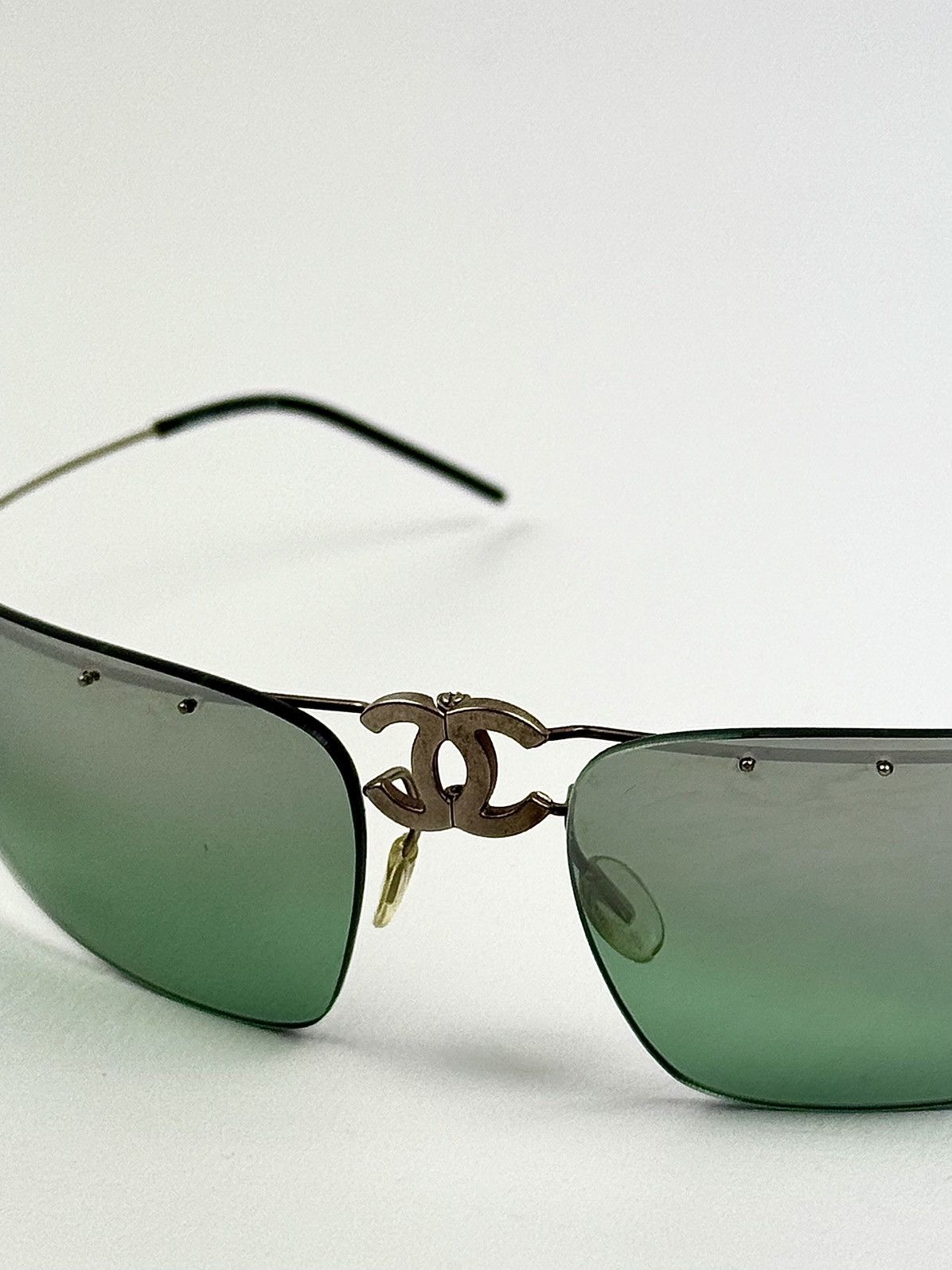 Chanel Chanel - Sports - CC - Foldable - Shield Sunglasses Size ONE SIZE - 3 Thumbnail