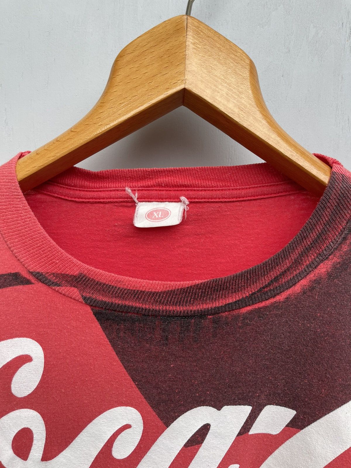 Coca Cola 90s Vintage Coca Cola Allover Print AOP Ball Faded T-Shirt Size US XL / EU 56 / 4 - 7 Thumbnail
