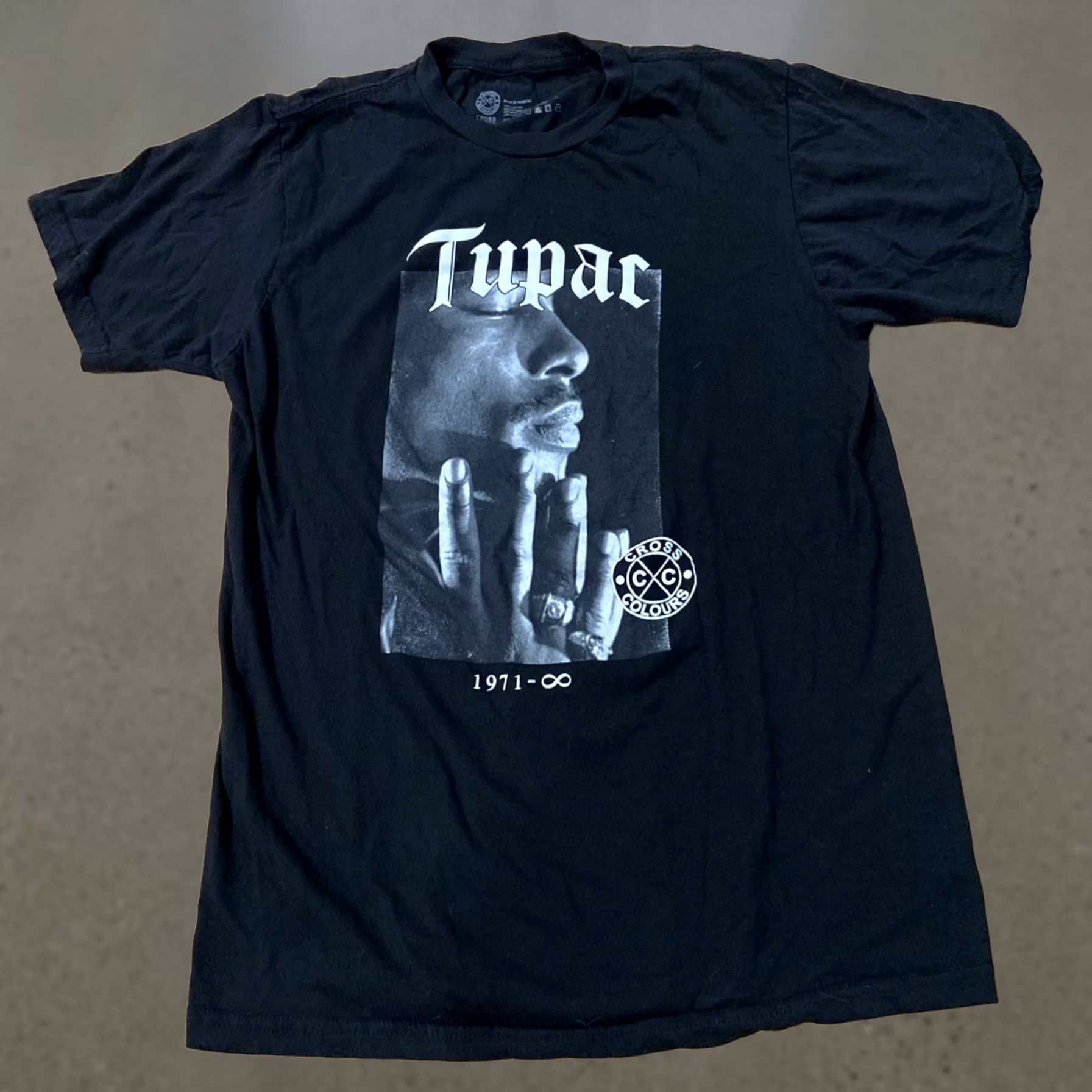 Vintage Tupac Shirt Mens Medium Black Cross Colours Graphic Hip Hop Tee Size US M / EU 48-50 / 2 - 1 Thumbnail