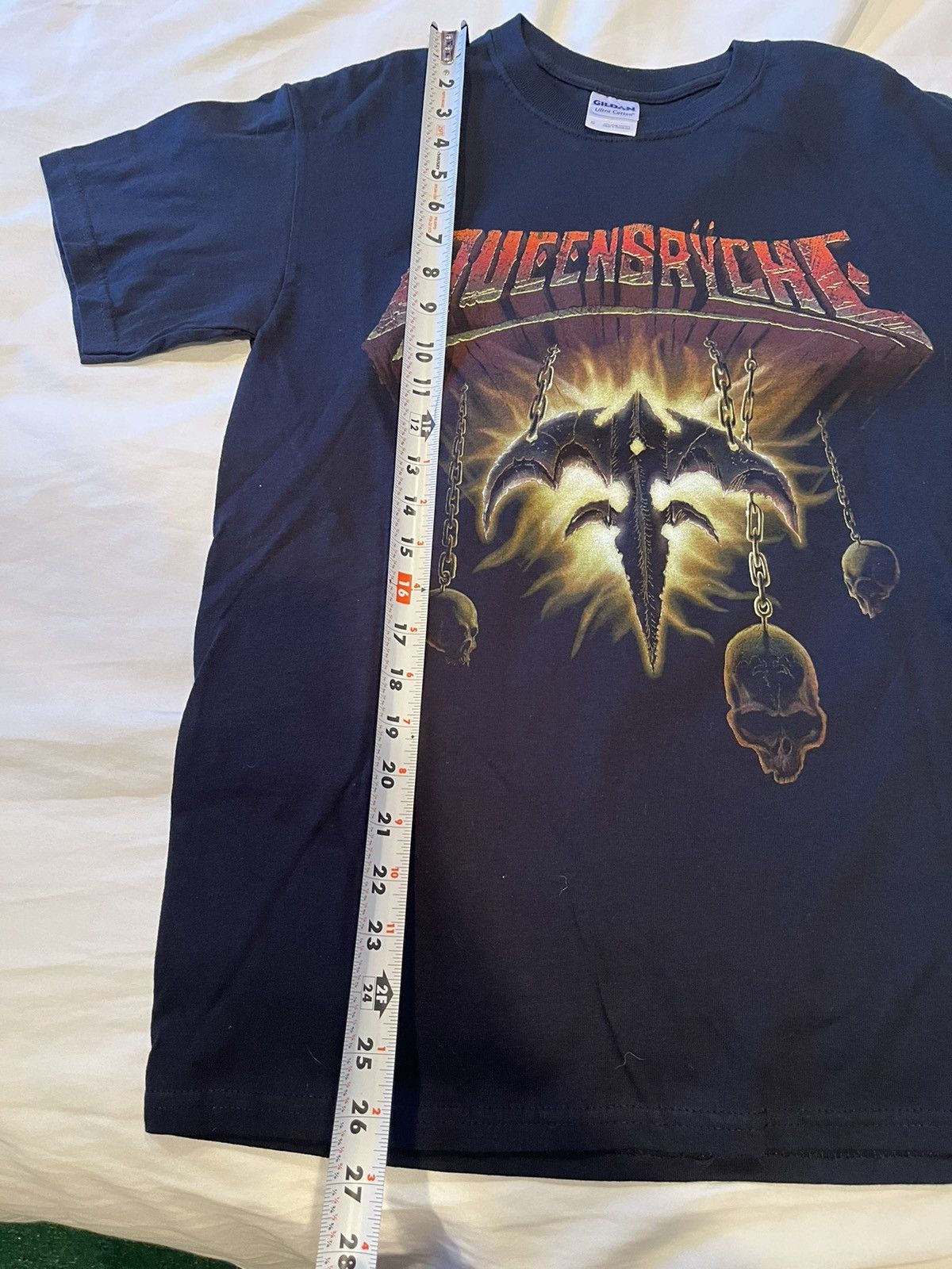 Gildan 2008 Queensryche world tour tshirt Size US S / EU 44-46 / 1 - 6 Thumbnail