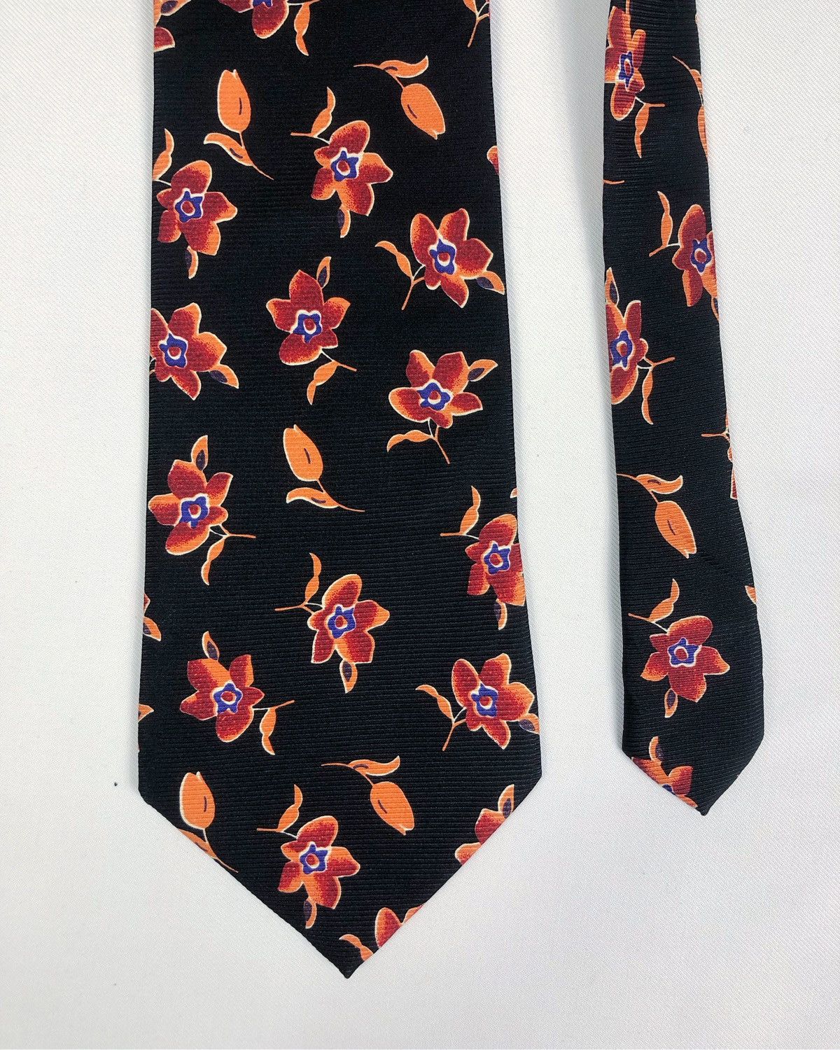 Diadora Rare Vintage Diadora Italy Floral Silk Tie Size ONE SIZE - 3 Thumbnail