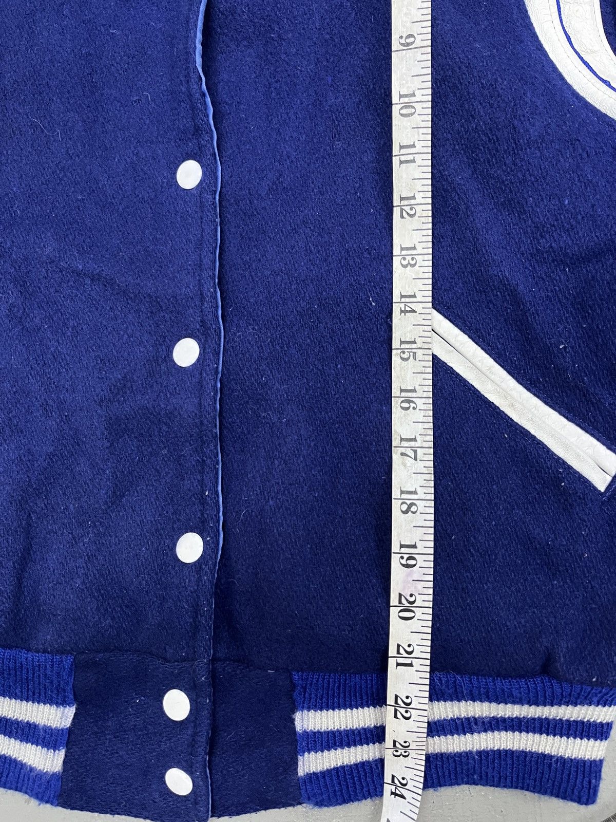 Vintage VINTAGE 80's TROPHY WOOL LEATHER VARSITY BOMBER JACKET Size US L / EU 52-54 / 3 - 10 Thumbnail