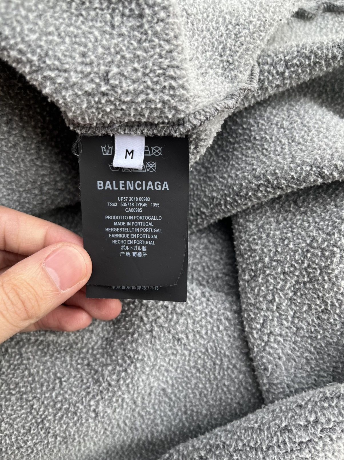 Balenciaga FW18 Europa Oversized Hoodie Size US M / EU 48-50 / 2 - 7 Thumbnail