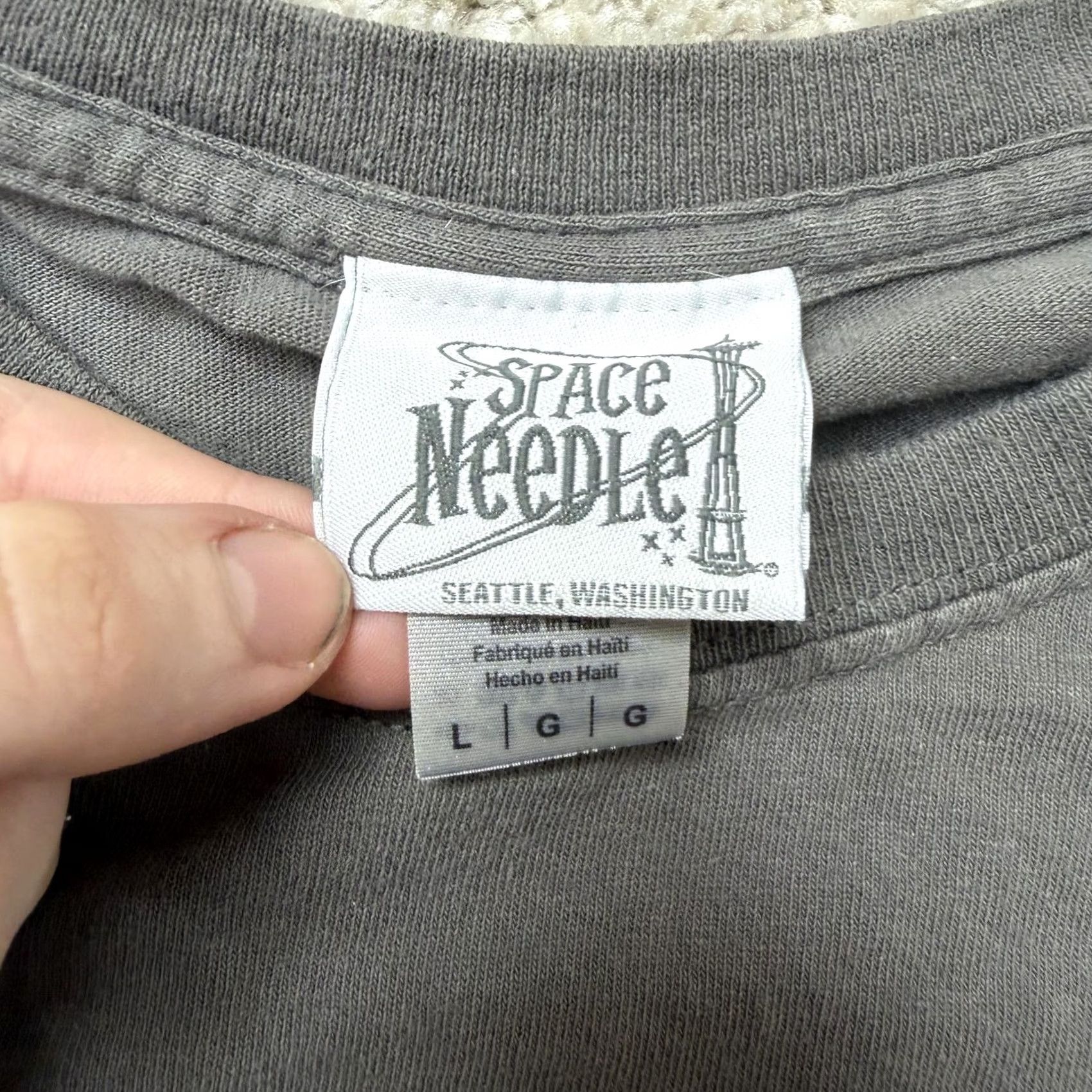 Needles Space Needle Seattle Shirt Mens Large Gray Since 62 Graphic Tee T-Shirt Size US L / EU 52-54 / 3 - 3 Thumbnail