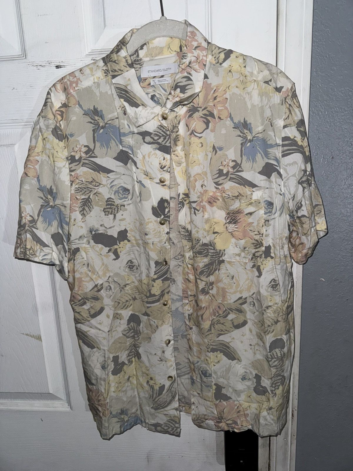 Standard Cloth Beige Hawaiian shirt Size US M / EU 48-50 / 2 - 1 Thumbnail