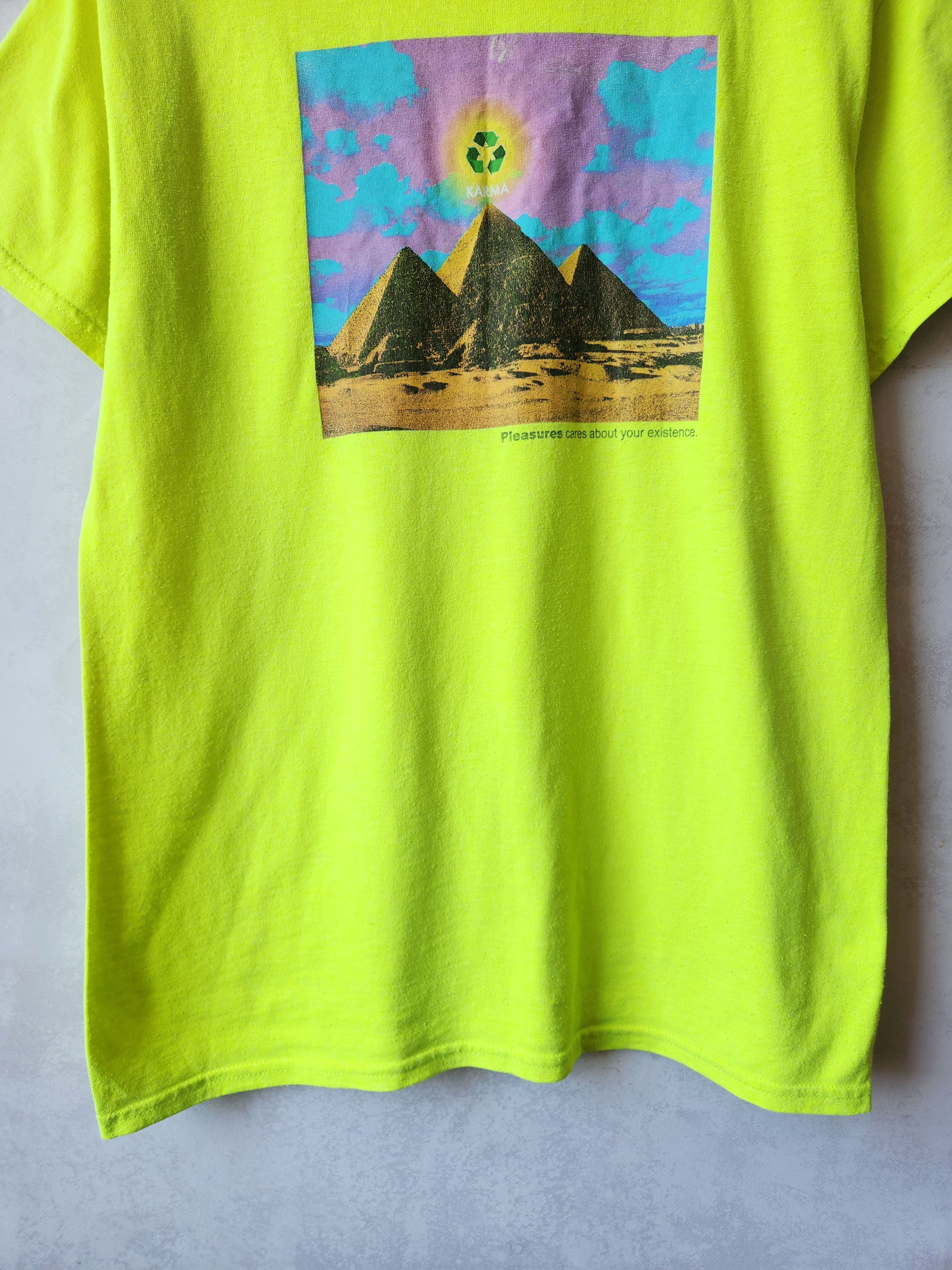Pleasures Pleasures Karma t-Shirt neon yellow size M Size US M / EU 48-50 / 2 - 3 Thumbnail