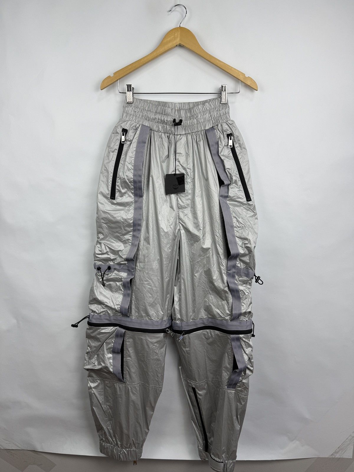 MCM ❗️NEW 🇮🇹 MCM 2/1 Convertible Cargo Pants Shorts Zip Off Unisex Size US 38 / EU 54 - 6 Thumbnail