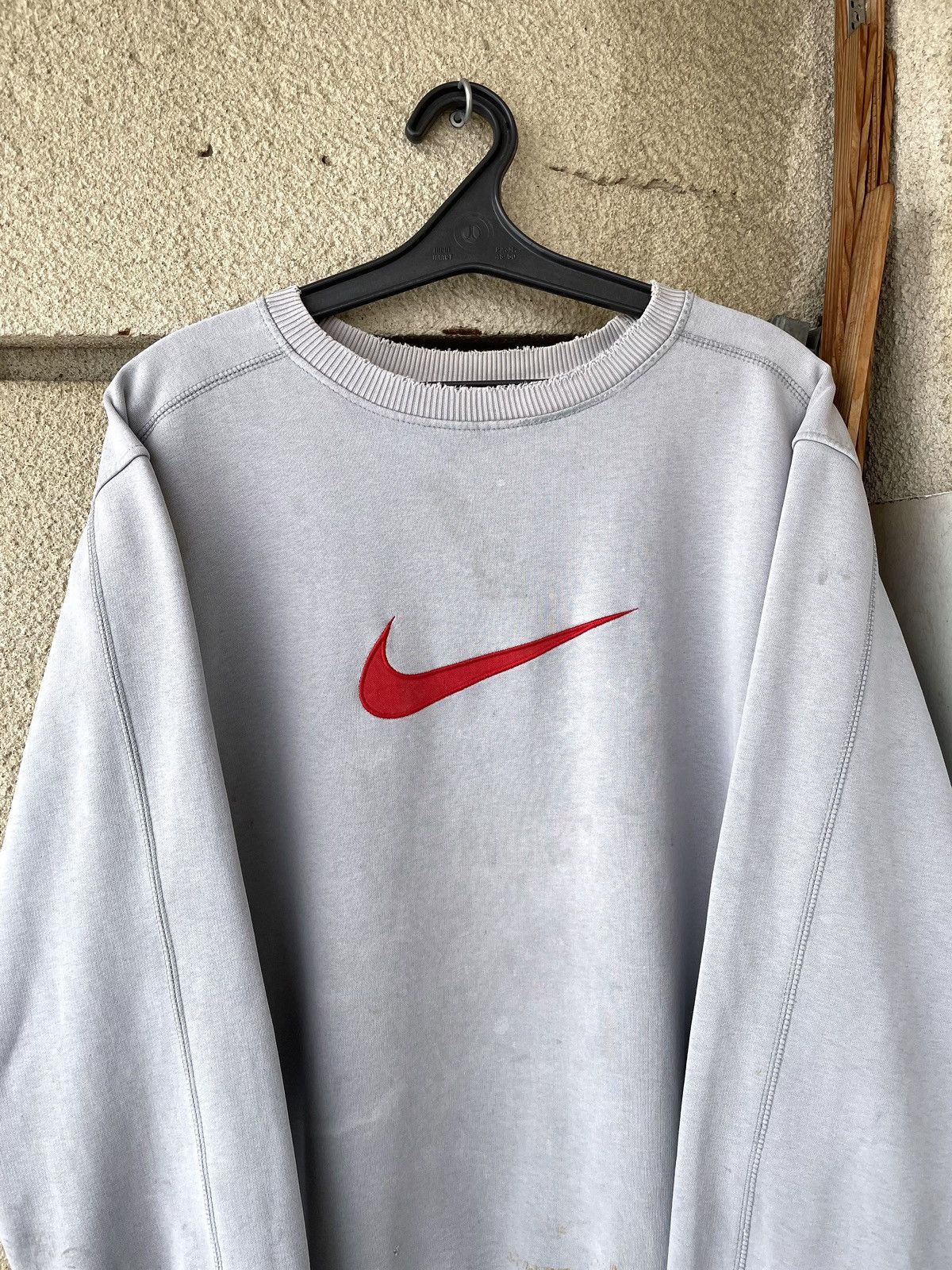 Nike Vintage Y2K Nike Big Logo Distressed Trashed Sweatshirt Size US XL / EU 56 / 4 - 3 Thumbnail