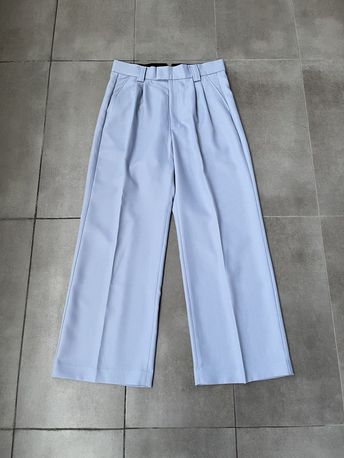 Viktor & Rolf !DS! SS22 Viktor & Rolf Pleat Detail High Closure Pants Size US 30 / EU 46 - 6 Thumbnail