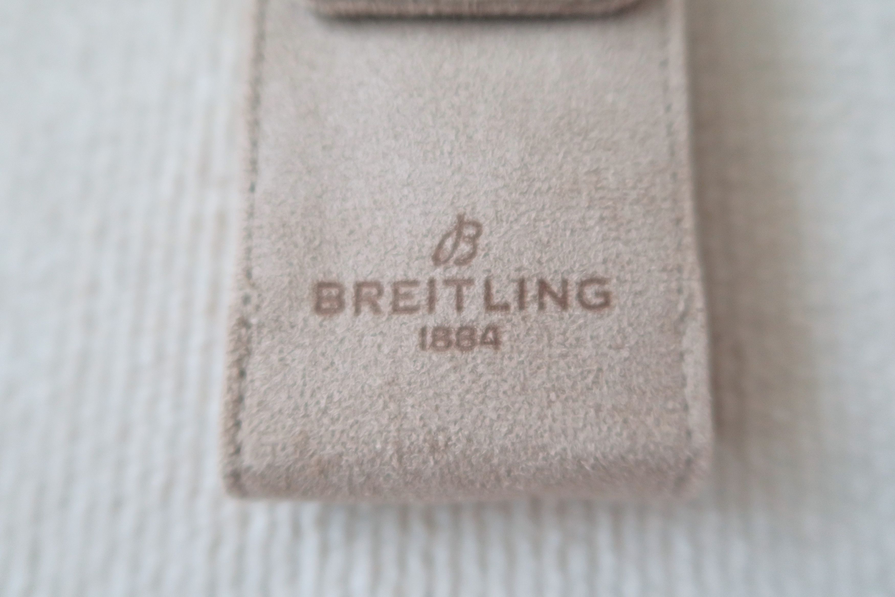 Breitling Breitling Suede Watch Pouch Holder Case Size ONE SIZE - 3 Thumbnail