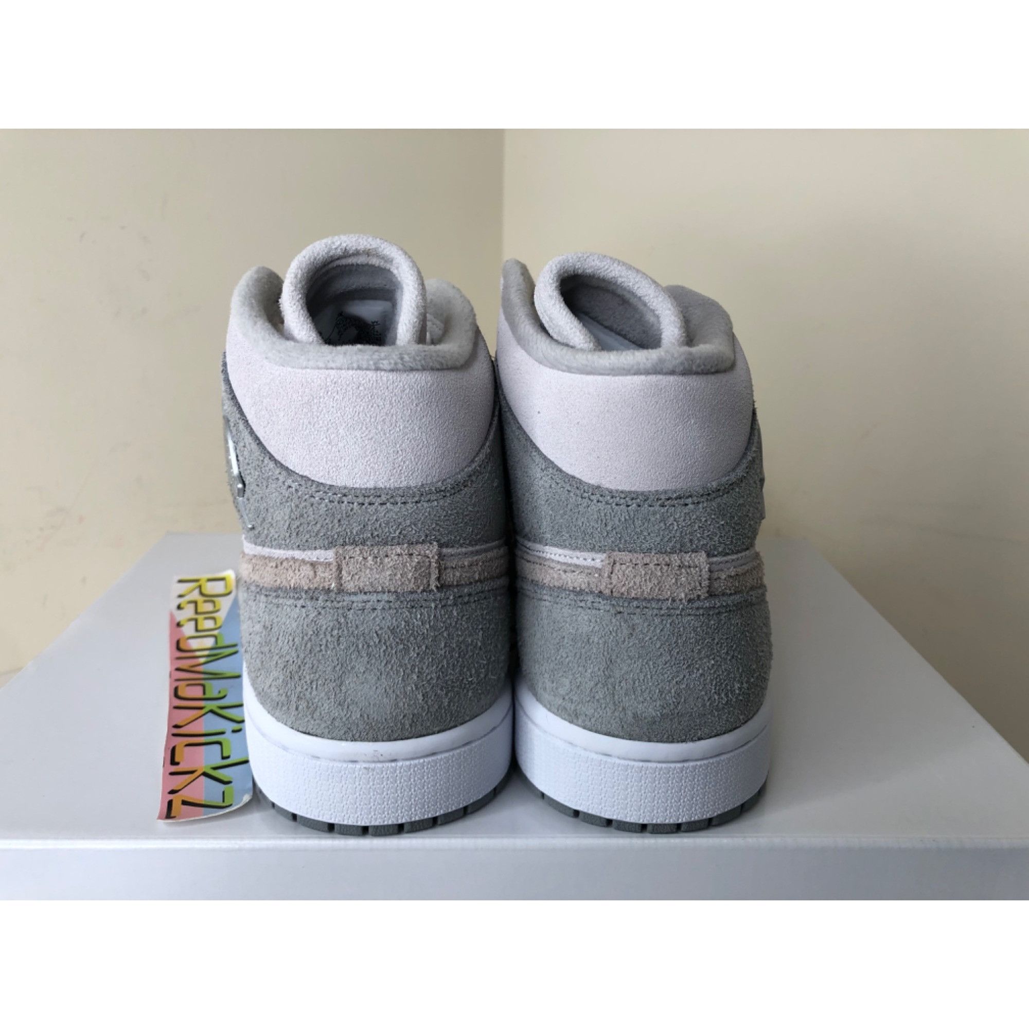 Jordan Brand Jordan 1 Mid SE Particle Grey womens 6us Size US 6 / IT 36 - 5 Thumbnail