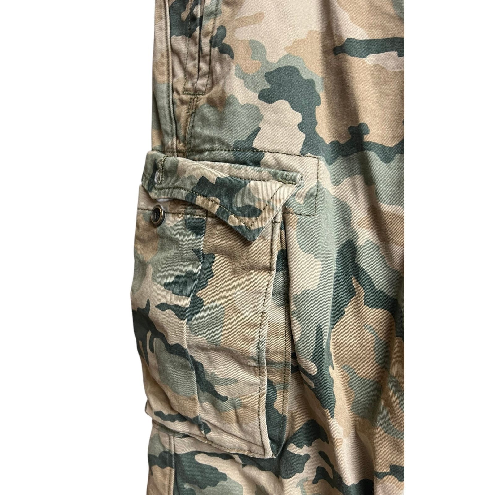 Levi's Levi's Men's Ace Cargo Twill Camouflage Pants W28L30 Size US 28 / EU 44 - 2 Thumbnail