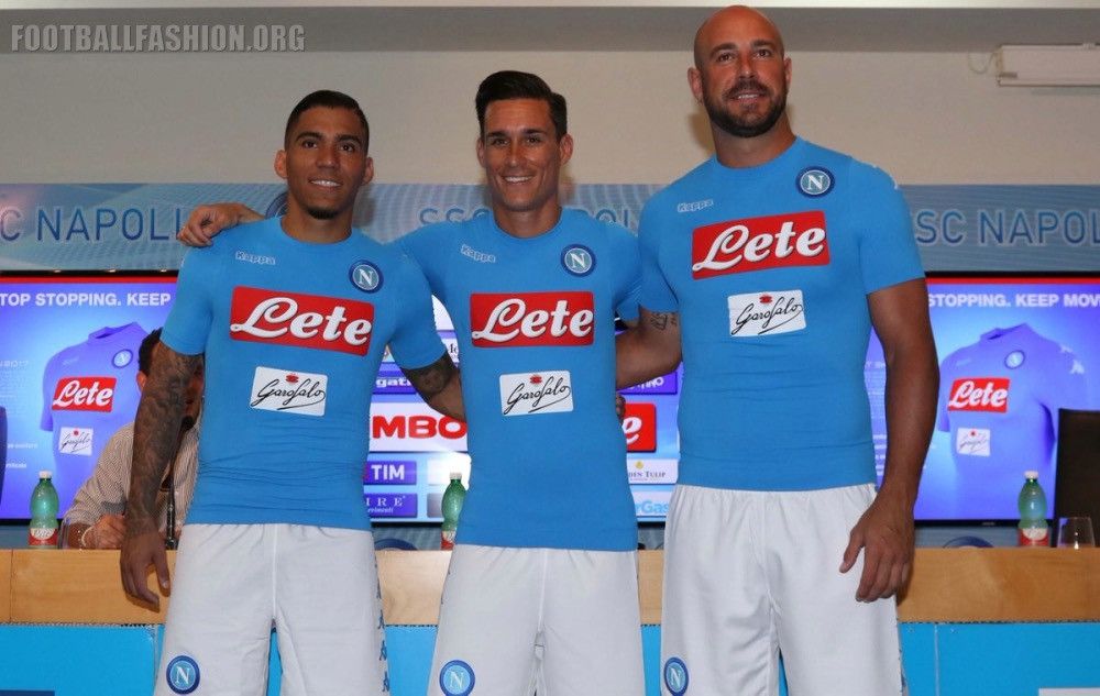 Eidos Napoli Kombat Skin Napoli Jersey 2016 2017 Thermo Jersey Soccer Size US M / EU 48-50 / 2 - 2 Thumbnail