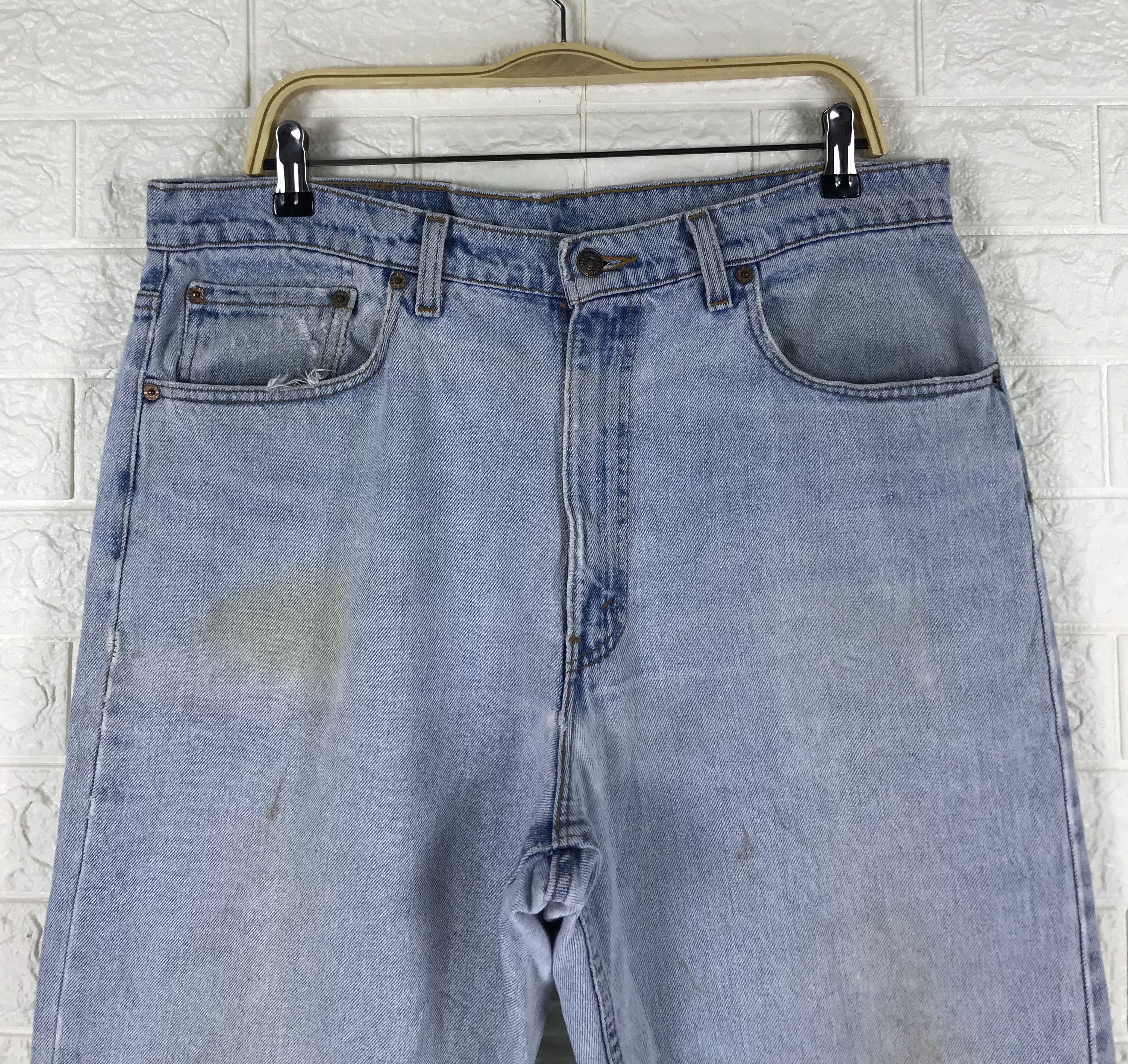 Levi's Vintage 90s Levi's 550 Relaxed Fit Jeans Light Wash Denim Size US 36 / EU 52 - 2 Thumbnail