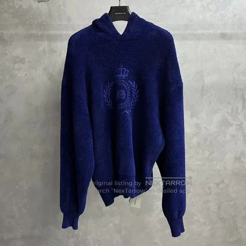 Balenciaga Balenciaga Blue Fleece Embroidered Hoodie. Size US S / EU 44-46 / 1 - 1 Thumbnail