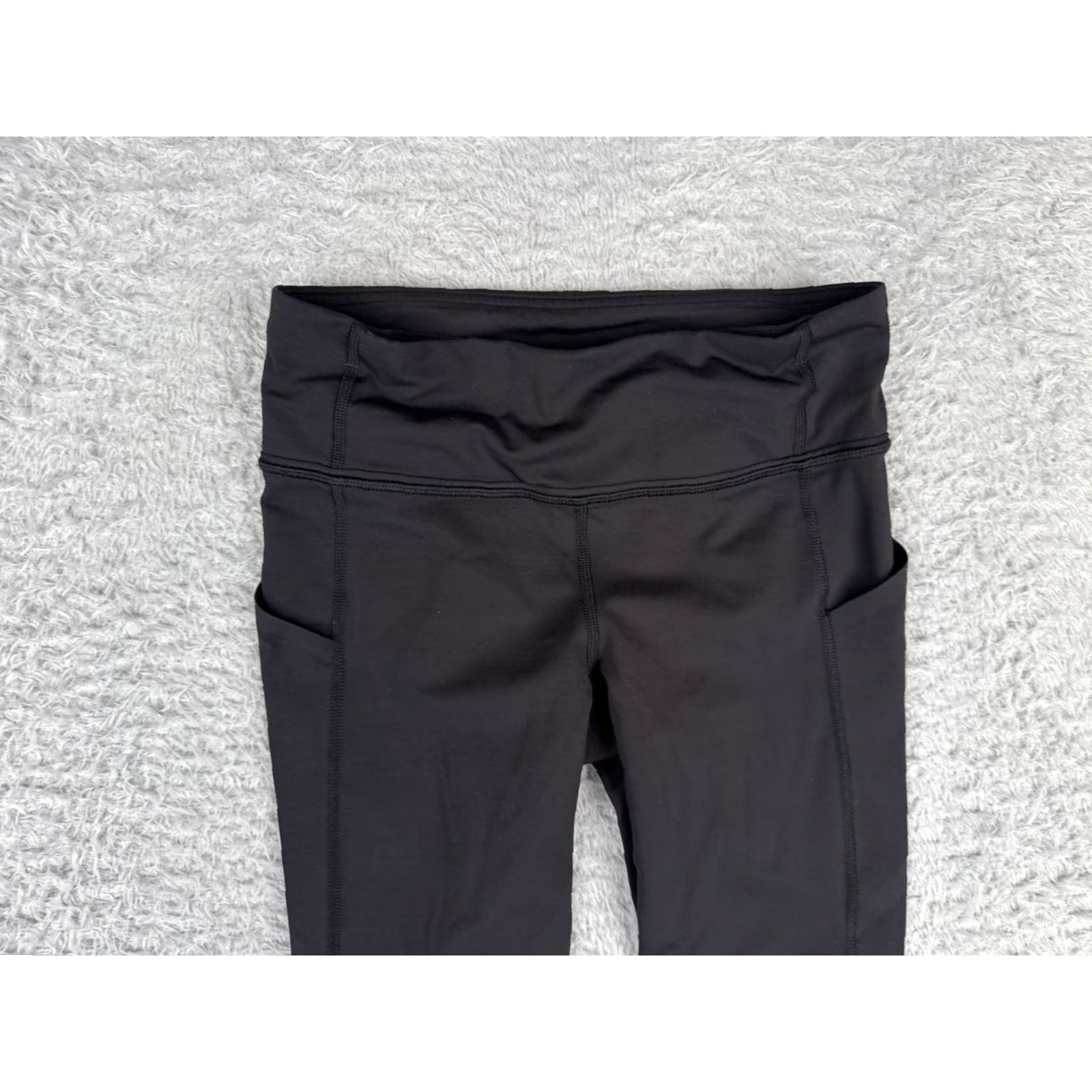 Lululemon Lululemon Pants Womens 4 Black Pace Rival Crop Full-On Luxtreme 22" W6AV0S Lululemon Luxtreme Cropped Yoga Activewear 22 in Inseam Women Black Size 27" / US 4 / IT 40 - 5 Thumbnail