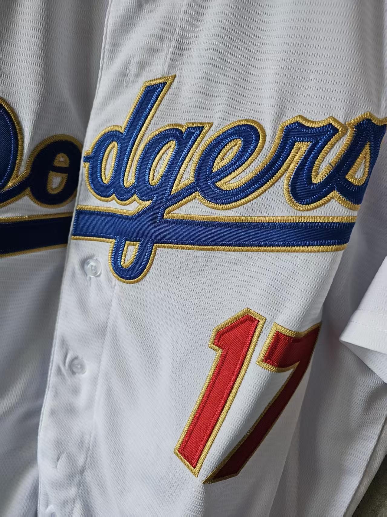 MLB 2026 Los Angeles Dodgers 17 Shohei Ohtani Jersey Size US M / EU 48-50 / 2 - 4 Thumbnail