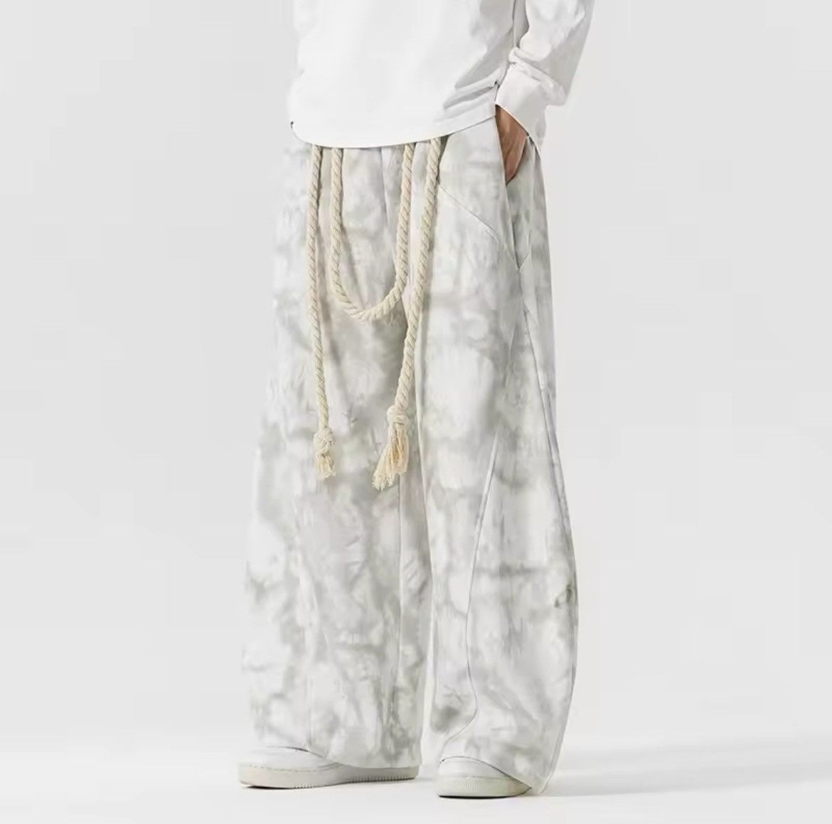 Baggy rope lace sweats