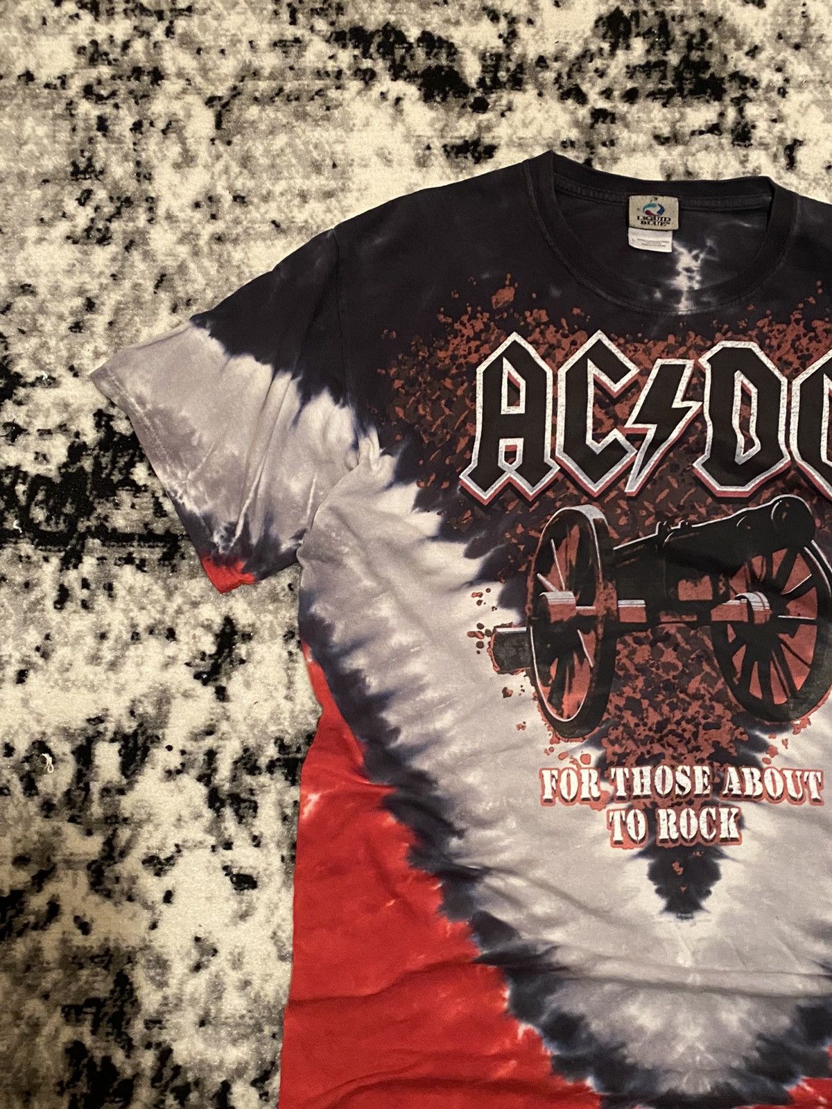 Band Tees × Liquid Blue × Vintage Vintage ACDC Tee Streetwear Big Central Logo Y2k Rock Size US M / EU 48-50 / 2 - 6 Thumbnail