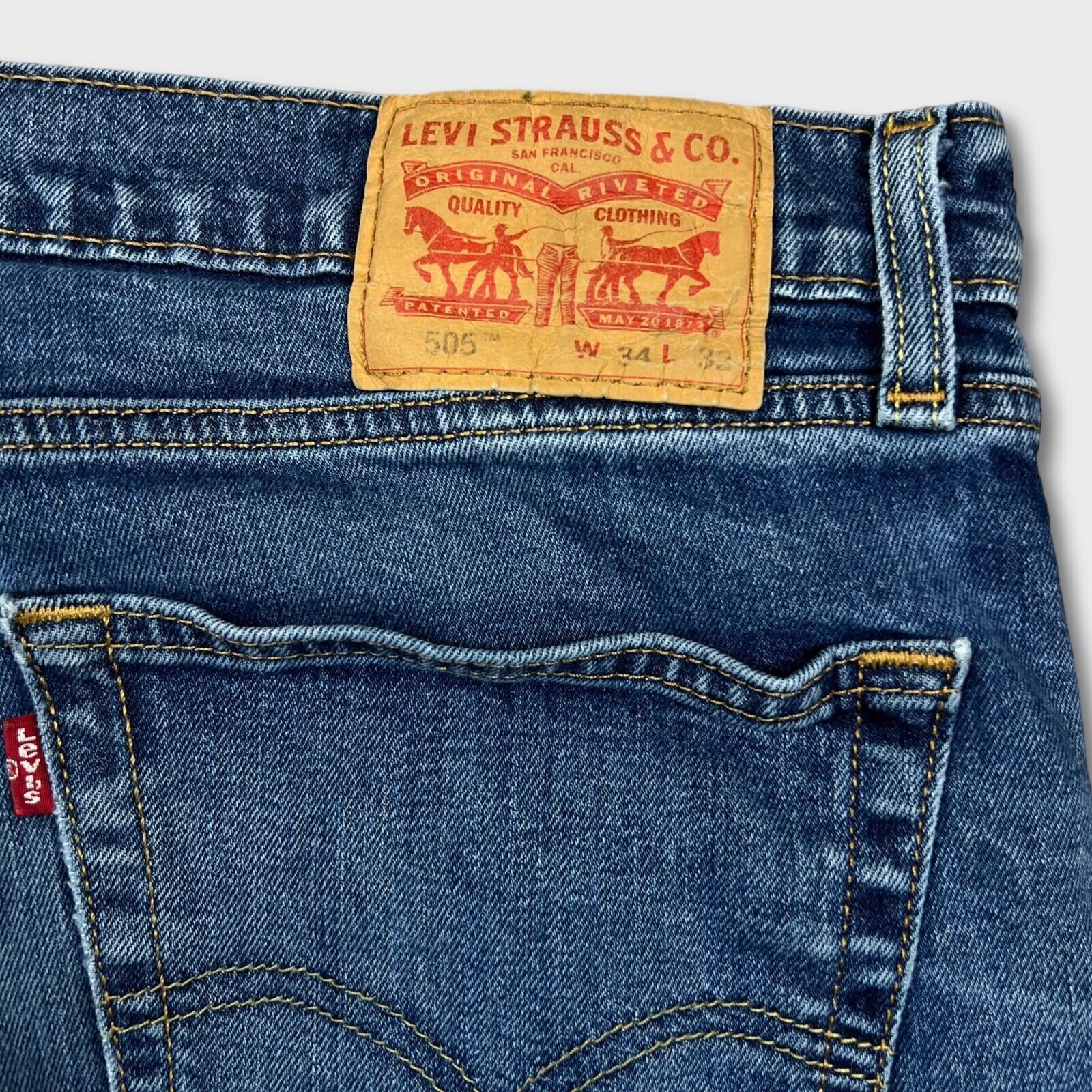 Levi's × Vintage Levi's 505 Jeans 34x31 Regular Fit Straight Leg Denim Pants Size US 34 / EU 50 - 6 Thumbnail