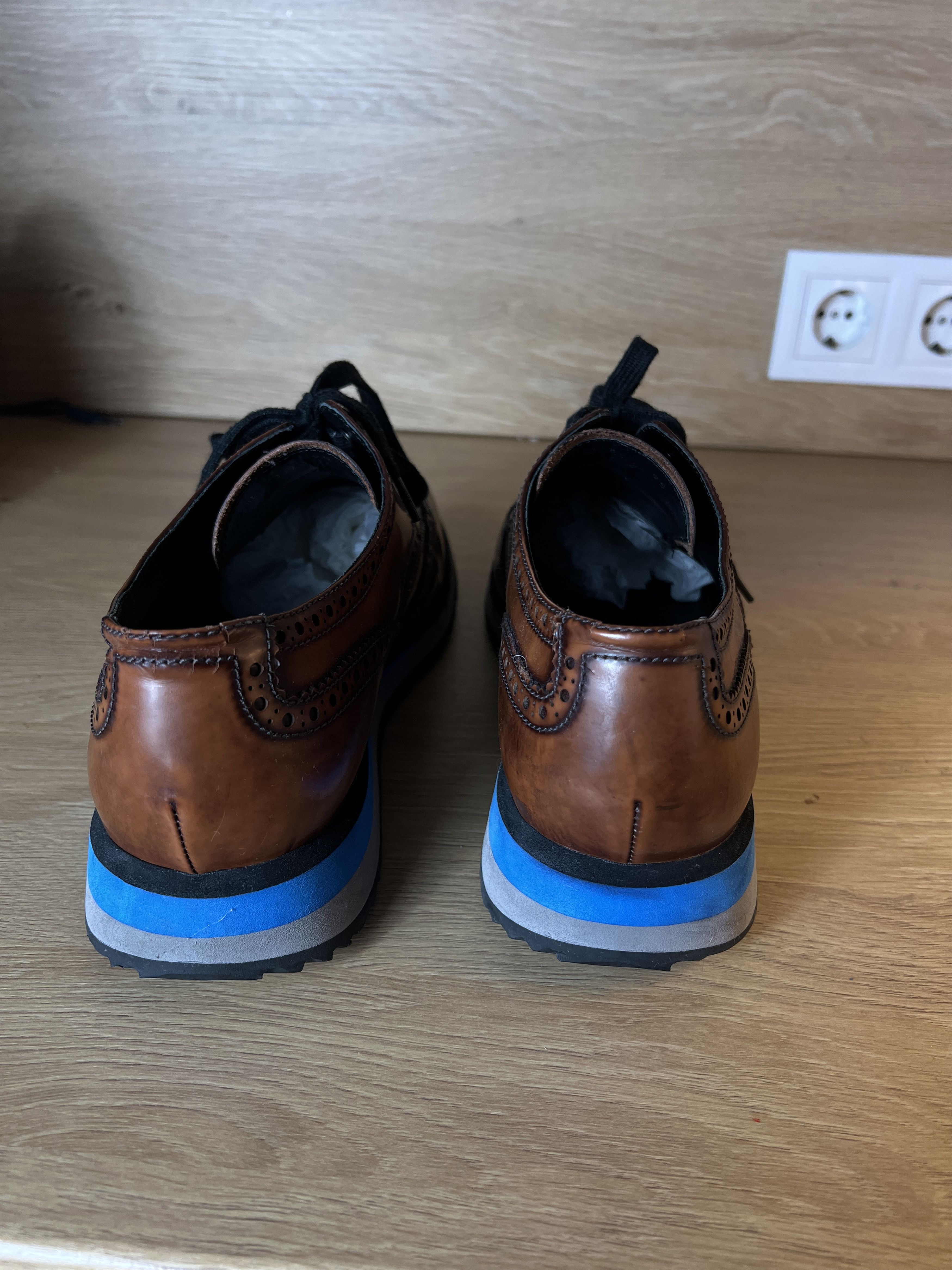 Prada prada brown wingtip lace up round toe leather brogue red tab Size US 9.5 / EU 42-43 - 6 Thumbnail