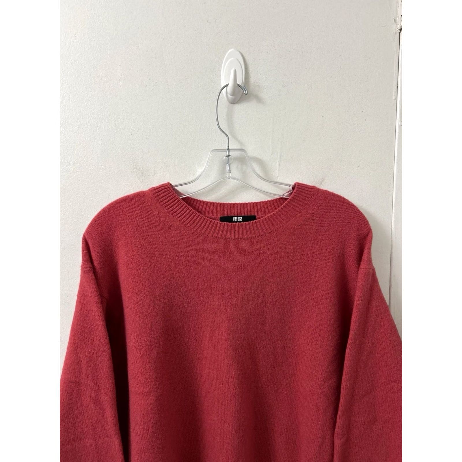 Uniqlo Uniqlo Sweater Womens Size XL Red 100% Wool Knit Pullover Long Sleeve Crew Neck Ribbed Pullover Casual Womens XL Red Wool Knit Pullover Size XL / US 12-14 / IT 48-50 - 2 Thumbnail