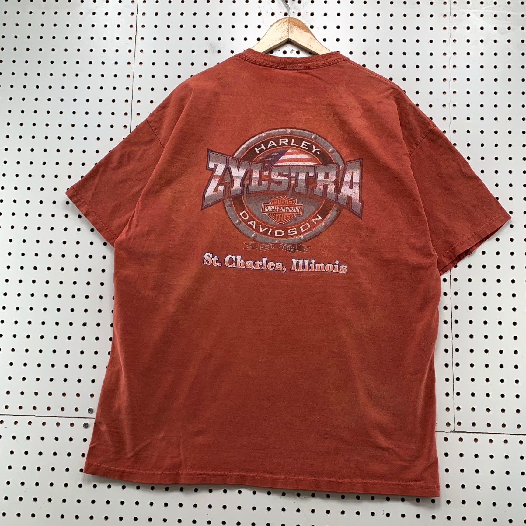 Harley Davidson Harley-Davidson Flame Shirt Mens 2XL Faded Orange Tribal St Charles Il Regular T-Shirt Cotton Graphic Print Vintage Mens Size US XXL / EU 58 / 5 - 2 Thumbnail