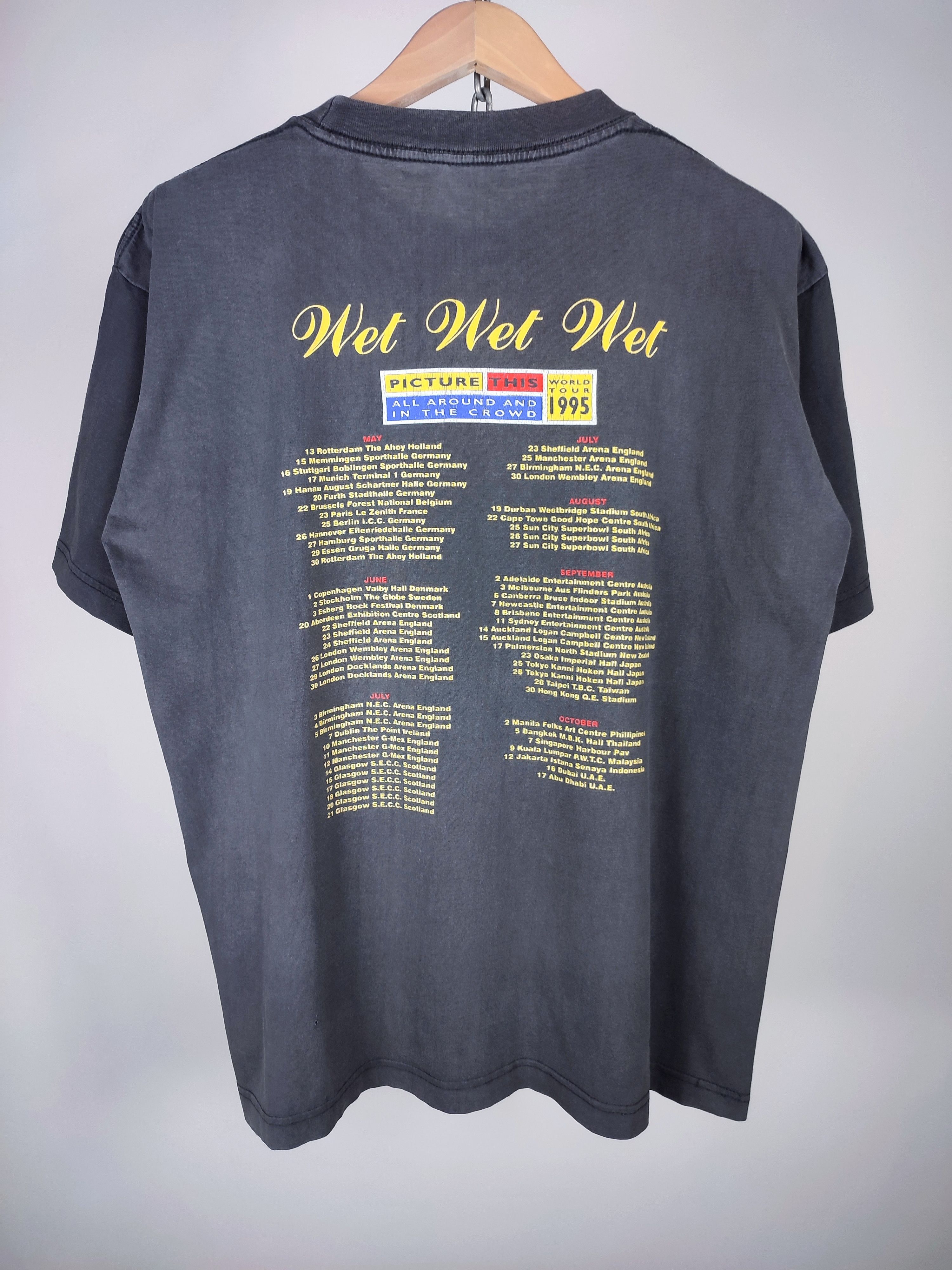 Band Tees Vintage 90s World Tour Wet Fade Japanese T-shirt Size US XL / EU 56 / 4 - 5 Thumbnail
