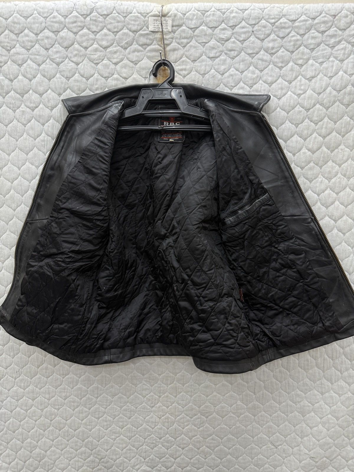 Genuine Leather 🔥🔥🔥ARCHIVE VINTAGE RBC LEATHER JACKET Size US L / EU 52-54 / 3 - 7 Thumbnail