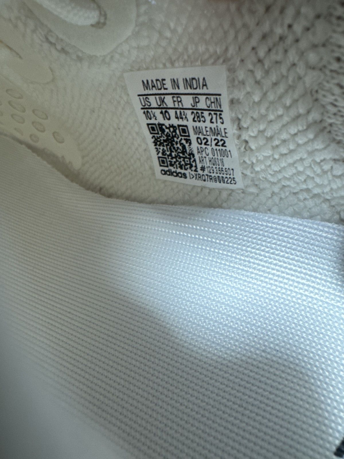 Yeezy Yeezy 350 V2 Bone Size US 10.5 / EU 43-44 - 5 Thumbnail