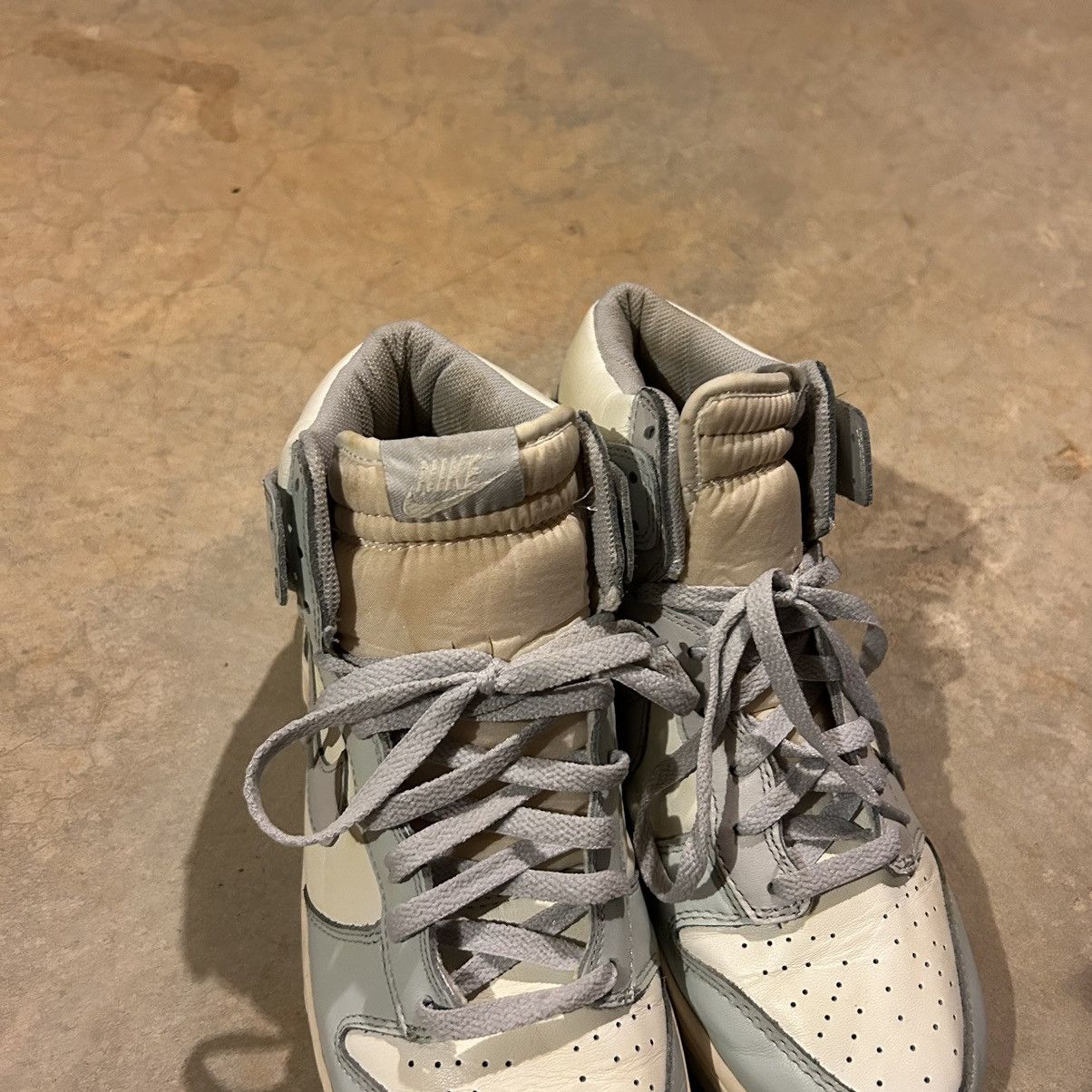 Nike × Vintage Nike Dunk High Vntg Sail/Neutral Grey 2008 US 10 Size US 10 / EU 43 - 8 Thumbnail