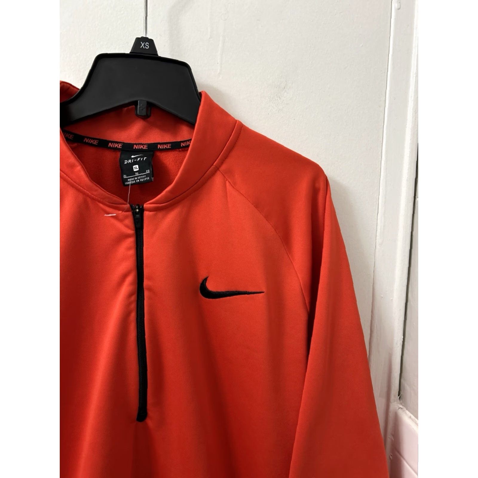 Nike Nike Dri-FIT Quarter Zip Pullover Hoodie Sweatshirt - 1/4 Zip Mens XL Orange Red Pocket Mock Neck Size US XL / EU 56 / 4 - 4 Thumbnail