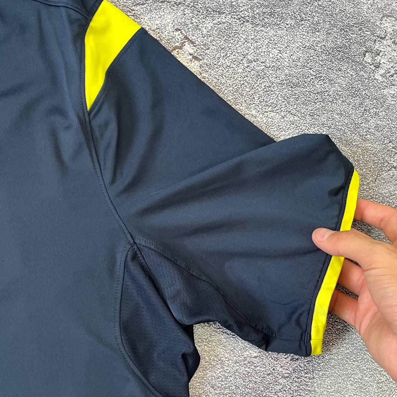 Other Vintage Under Armour 2014/2015 jersey Tottenham training Size US XL / EU 56 / 4 - 8 Thumbnail