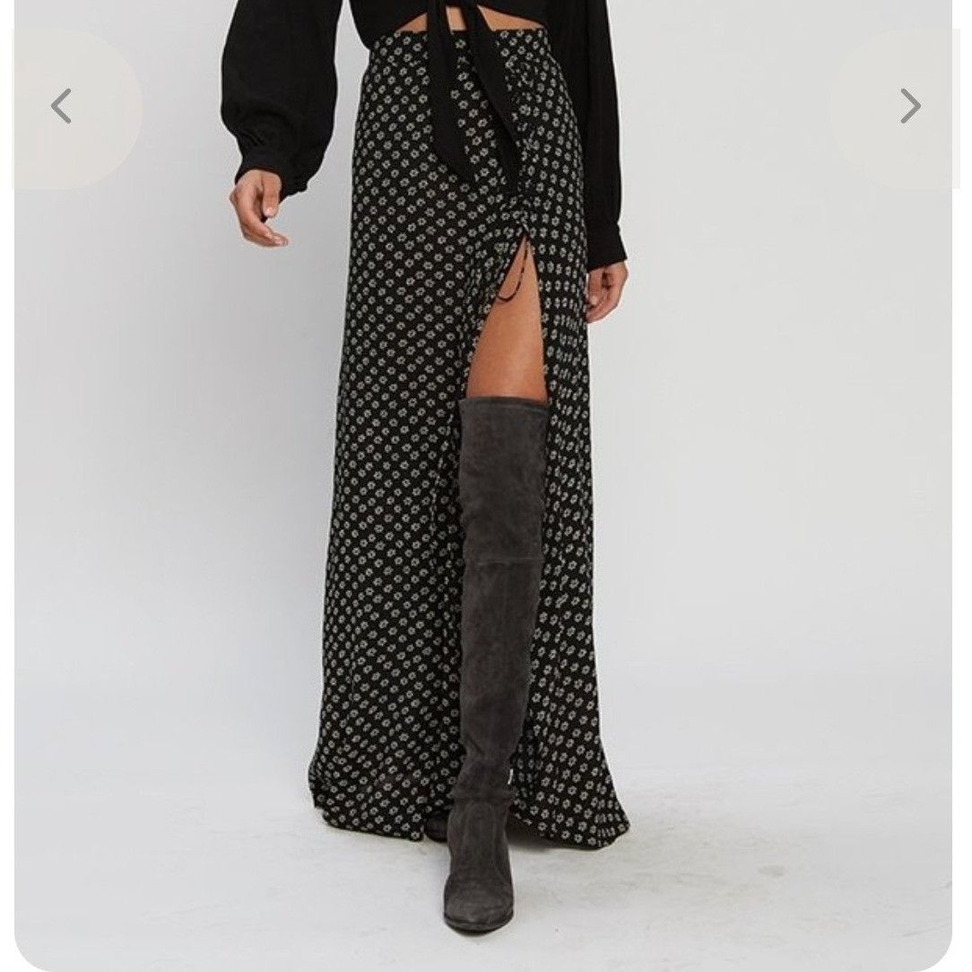 Other Flynn Skye Presley Wish Upon A Star Black Slit Maxi Skirt Re Size 30" / US 8 / IT 44 - 1 Thumbnail
