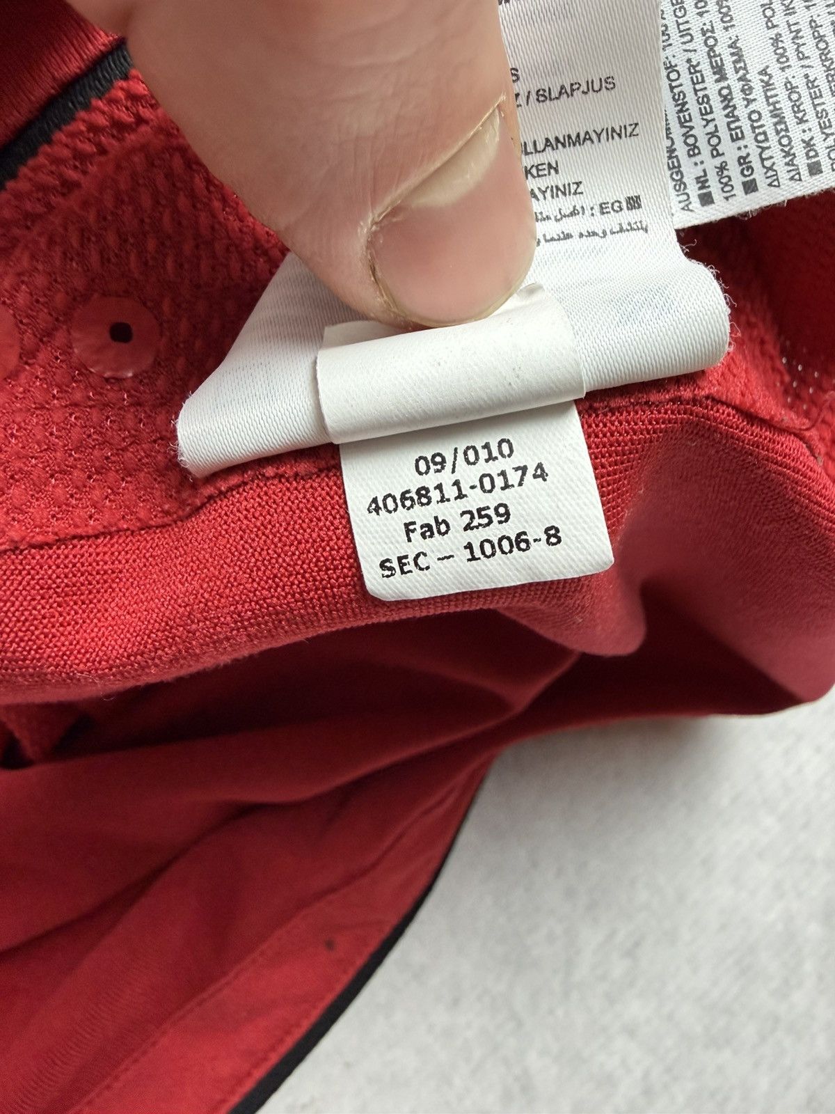 Nike 2010-11 Manchester United Nike Aon Football Shirt Morrison M Size US M / EU 48-50 / 2 - 14 Thumbnail