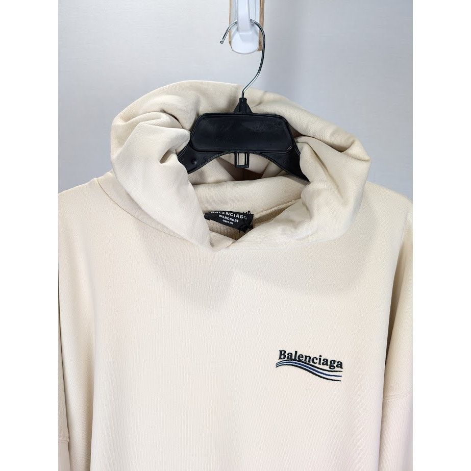 Balenciaga o1rshd1 Hoodie Embroider Pol Bouclette in Cream/Black/Blue Size US S / EU 44-46 / 1 - 3 Thumbnail