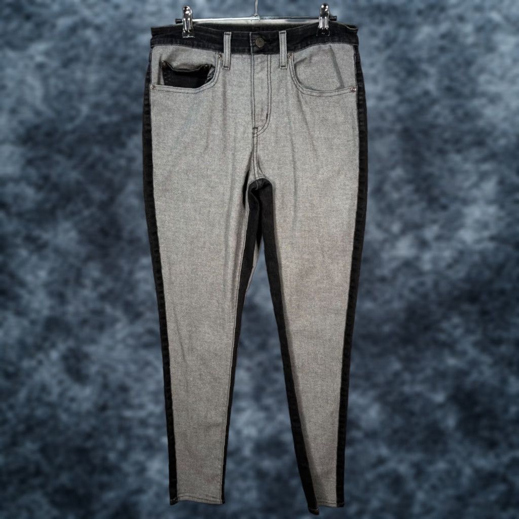 Levi's Levi's 721 Jeans Womens Size 30 High Rise Skinny Denim Gray/Black Cotton Blend 5-Pocket Stretch Modern Size 30" / US 8 / IT 44 - 1 Thumbnail